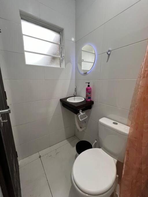 Kitnet 1 privado com piscina em Pontal do Sul