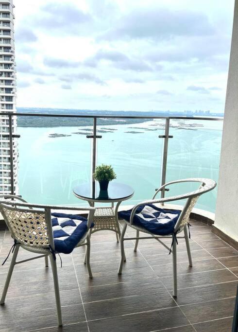 HighRise SeaView 2R2B CountryGarden DangaBay JB
