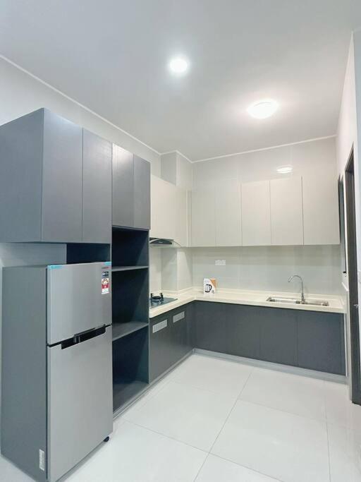 HighRise SeaView 2R2B CountryGarden DangaBay JB