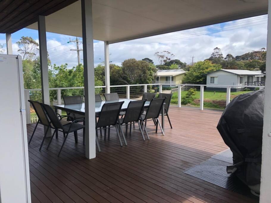 Coastal Retreat, 400 Metres to beach