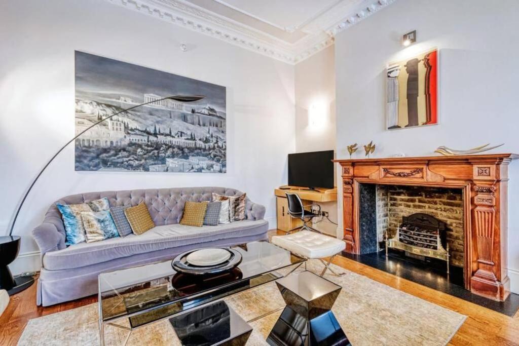 3 Bedrooms flat in South Kensington Queensgate 61 view 4