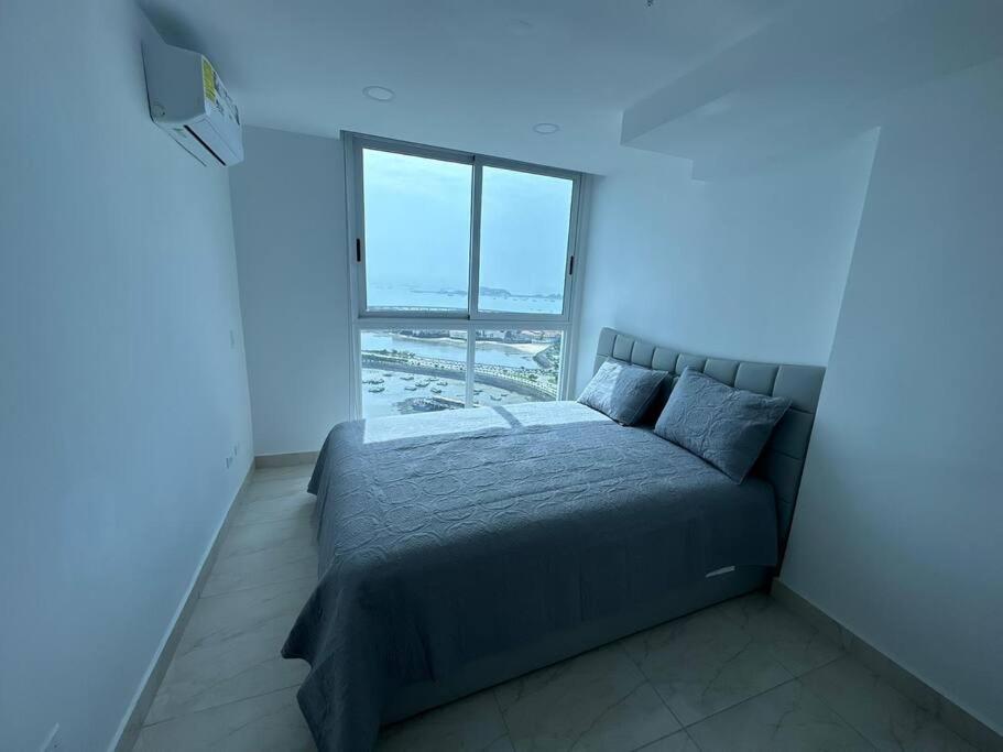 Amazing Ocean View 1bed Suite view 2