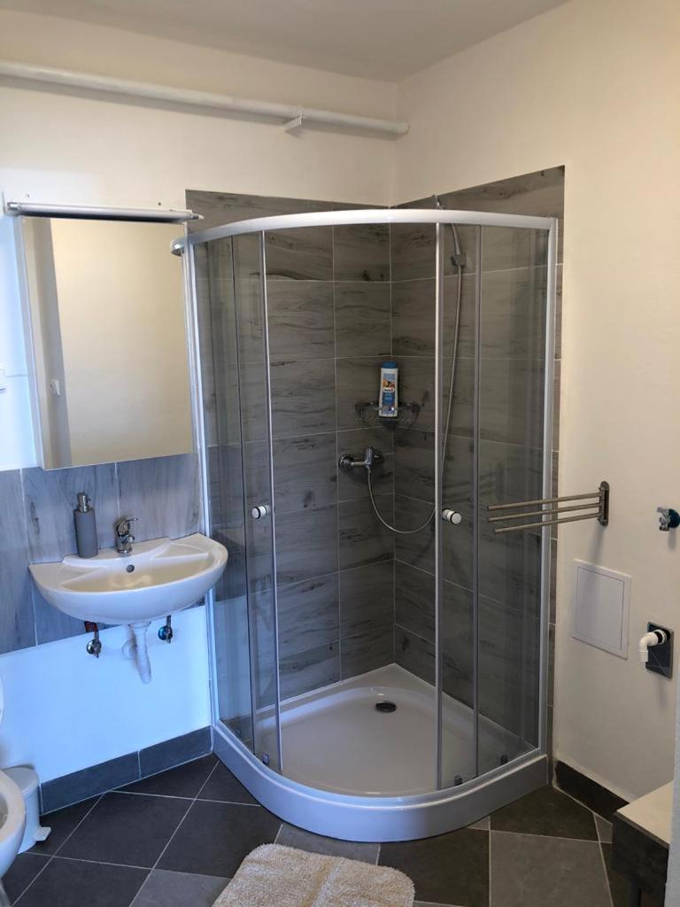 Apartmány U rybníka