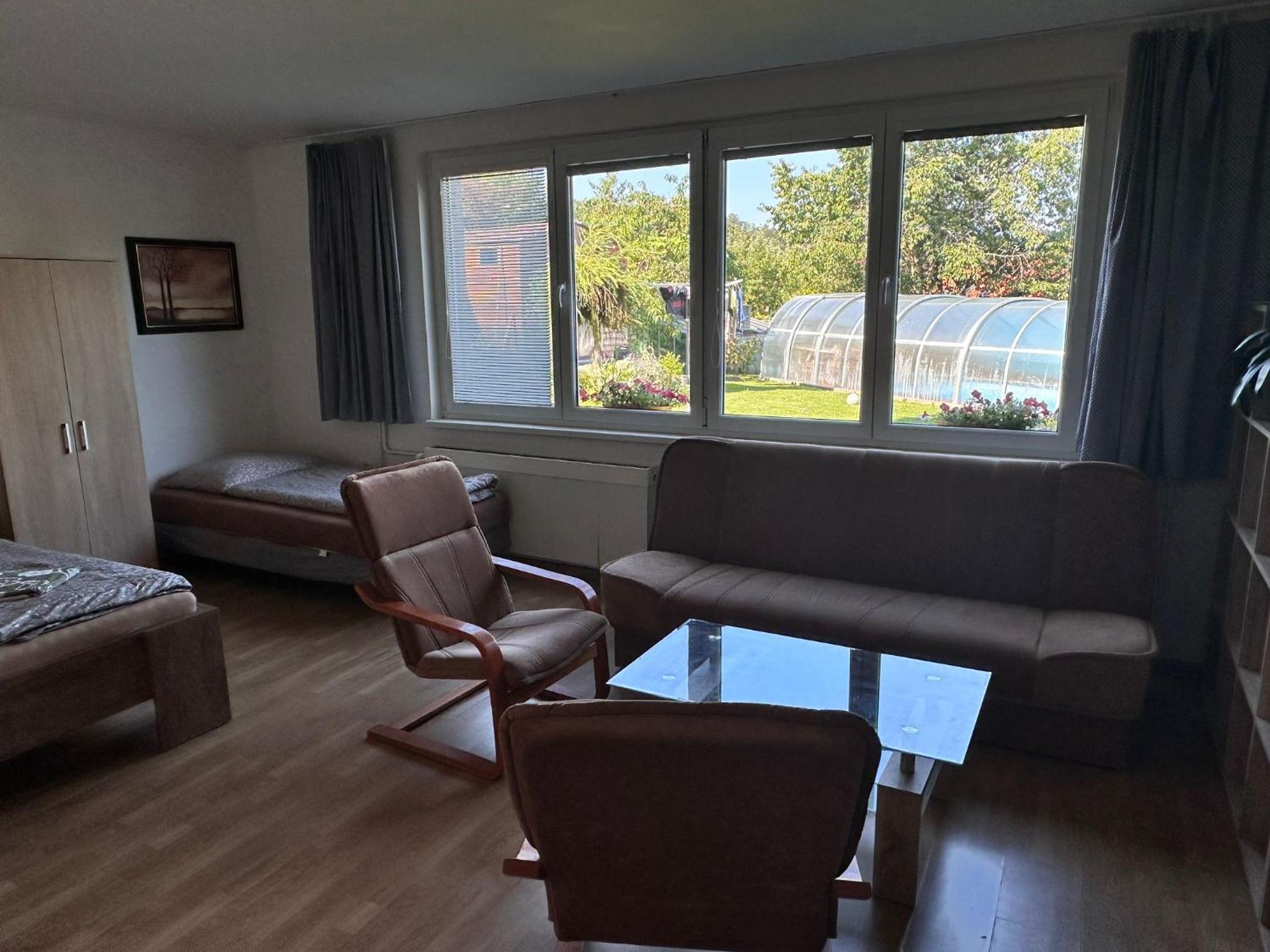 Apartmány U rybníka