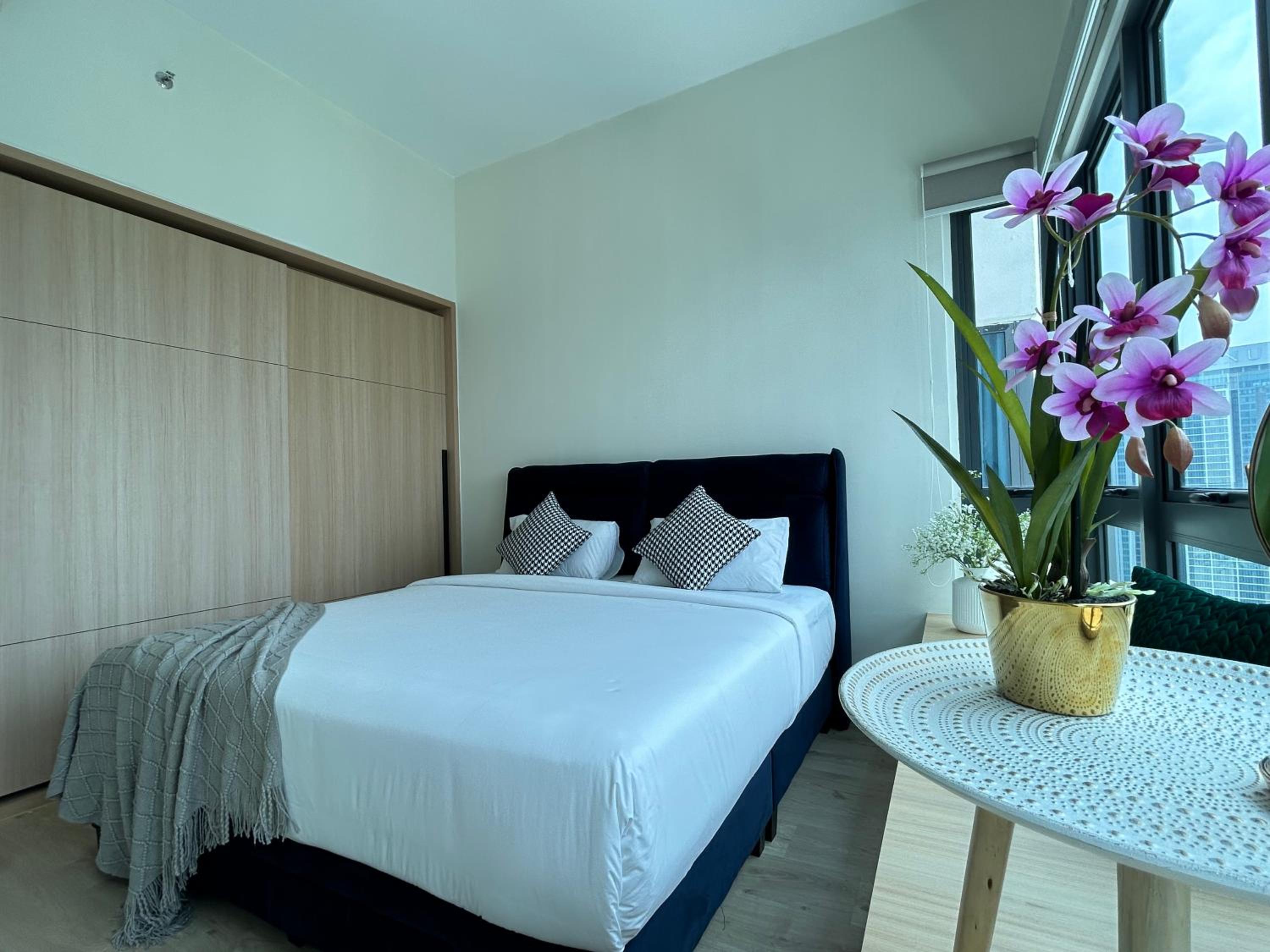 The LUXE By Infinitum by WSD