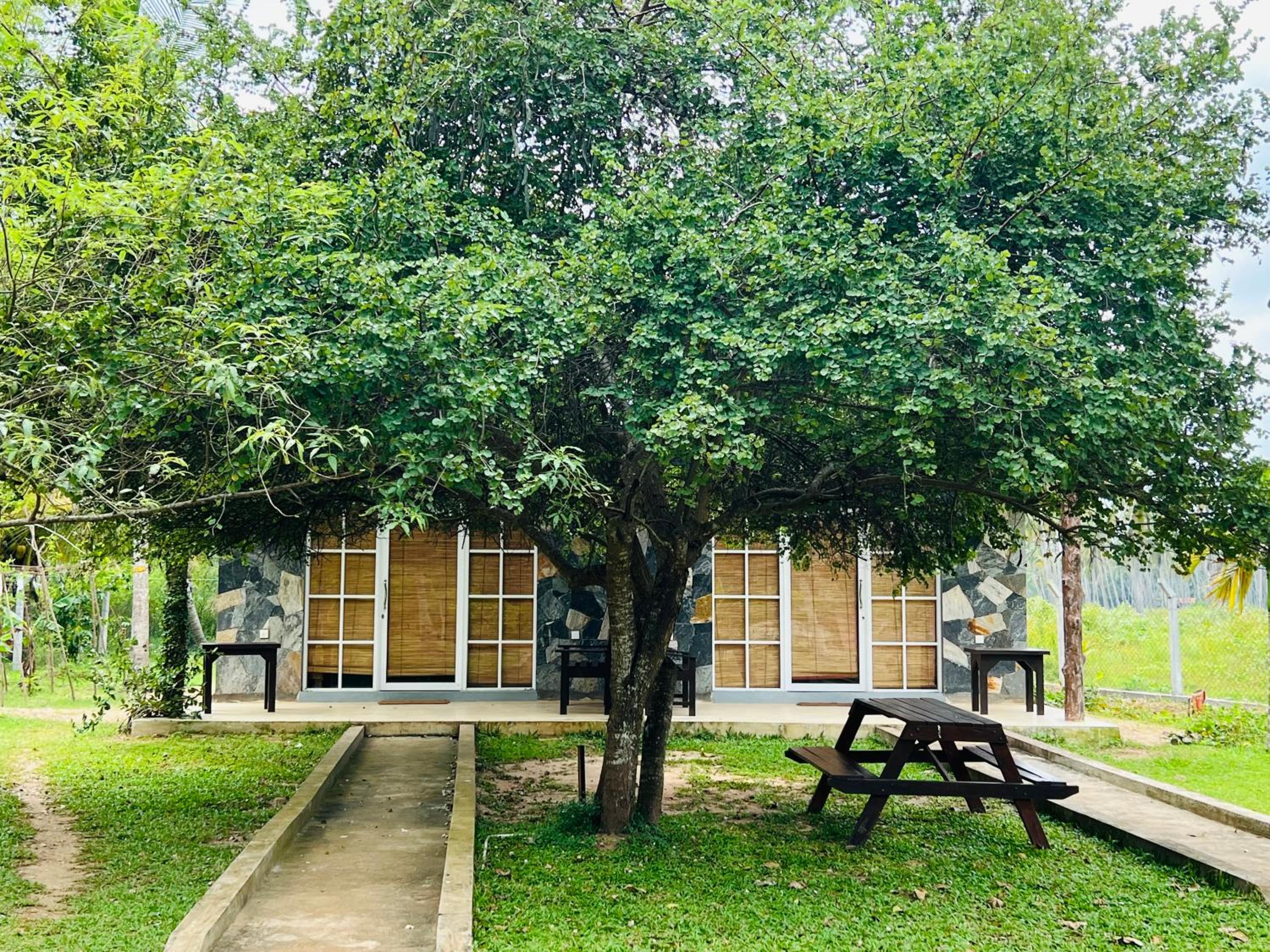 Coco Village Hotel Chilaw