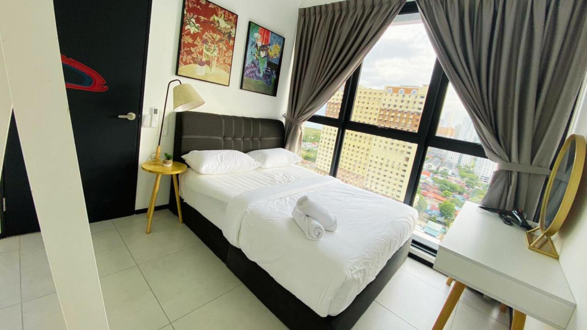 DeLuma-Urban Suites photo 4