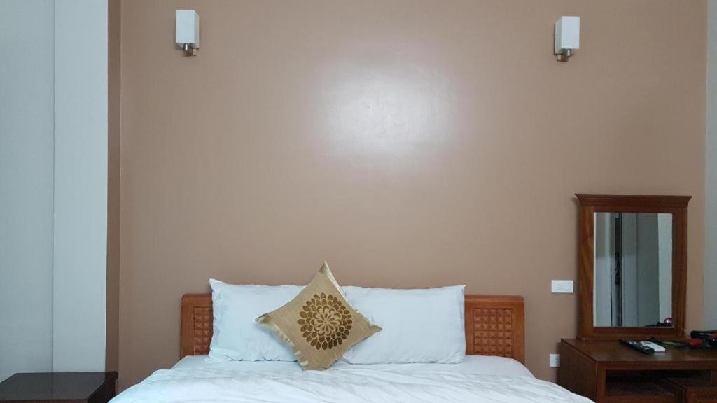 Love Hotel Hà Đông HN - by BAY LUXURY view 3