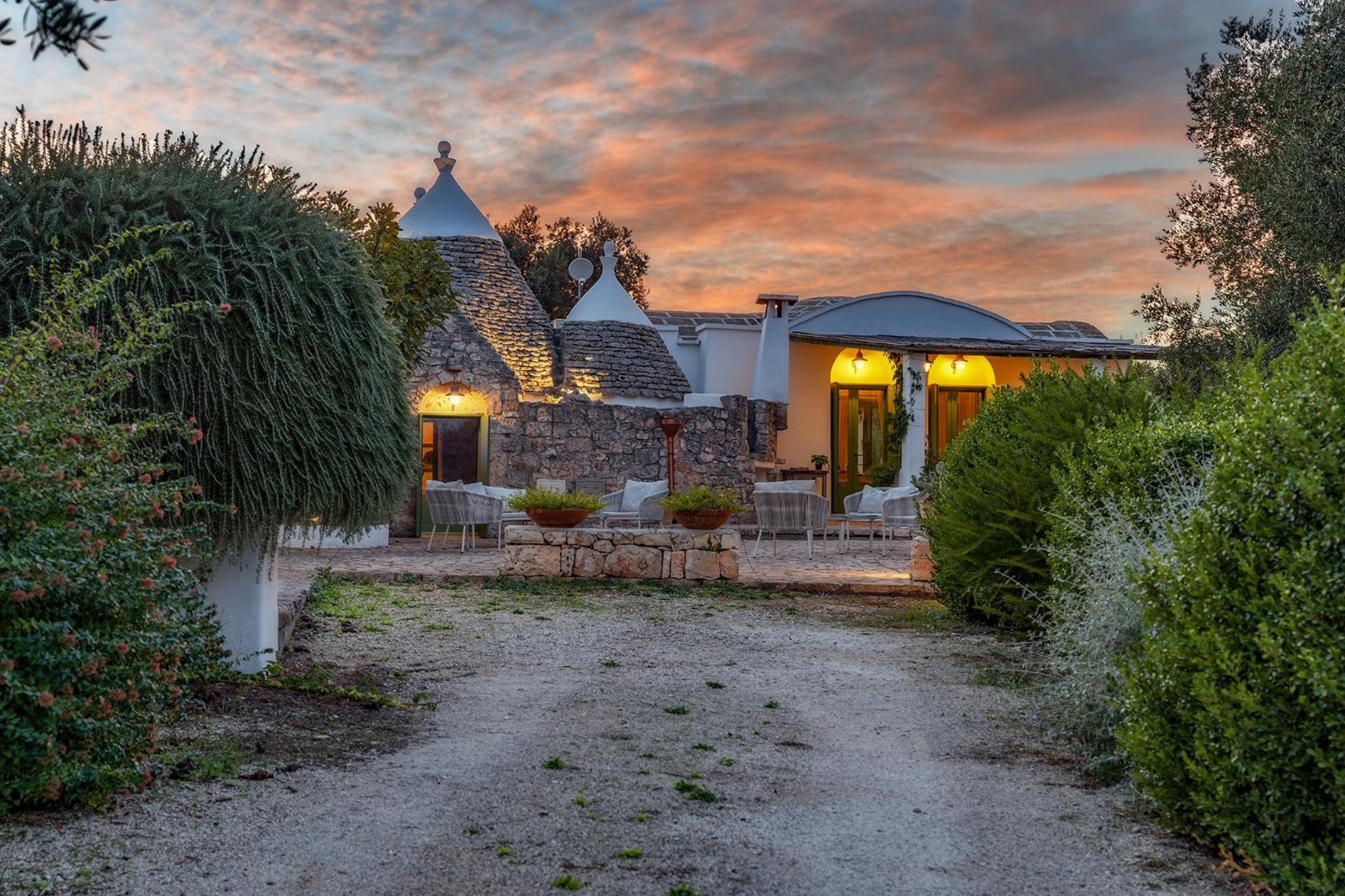Trulli Li Cridd view 4