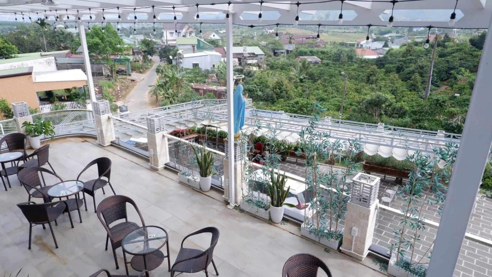 Đồi Hoa Đỏ Homestay