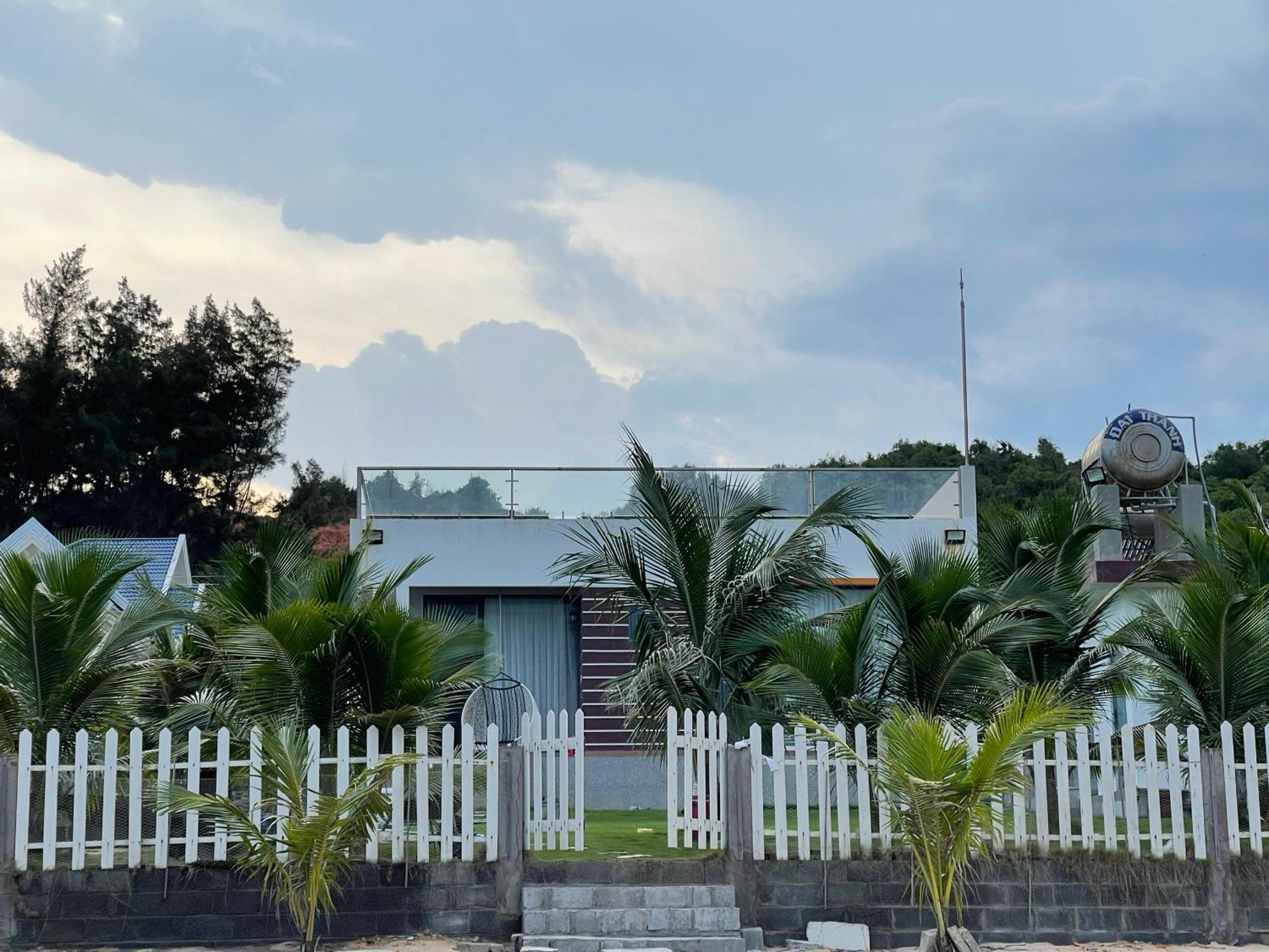 VILLA THỦY PHÚC