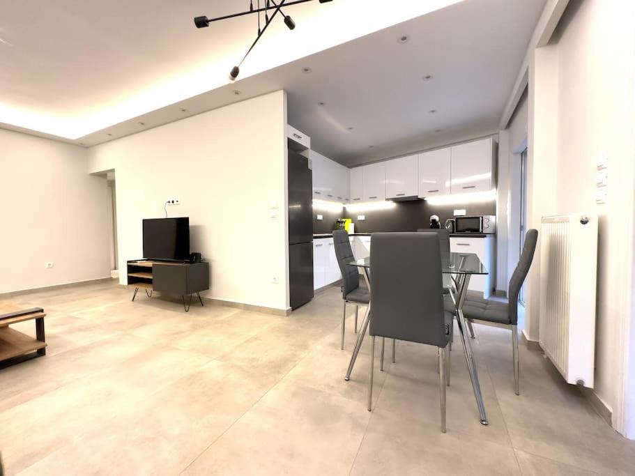 2-Bed Gem in Serene Locale