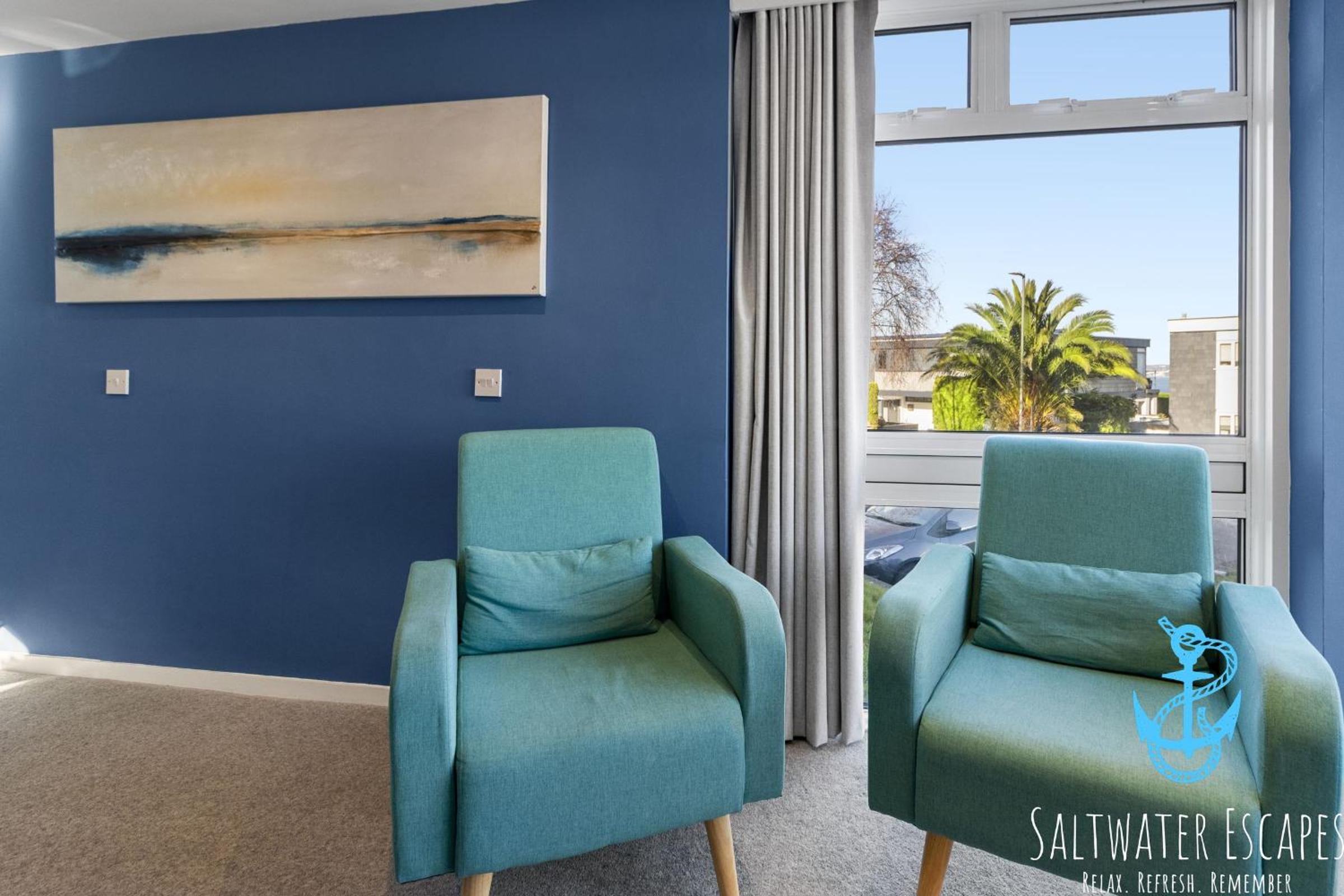 Heathcliff, Coastal Walks and Sea Views