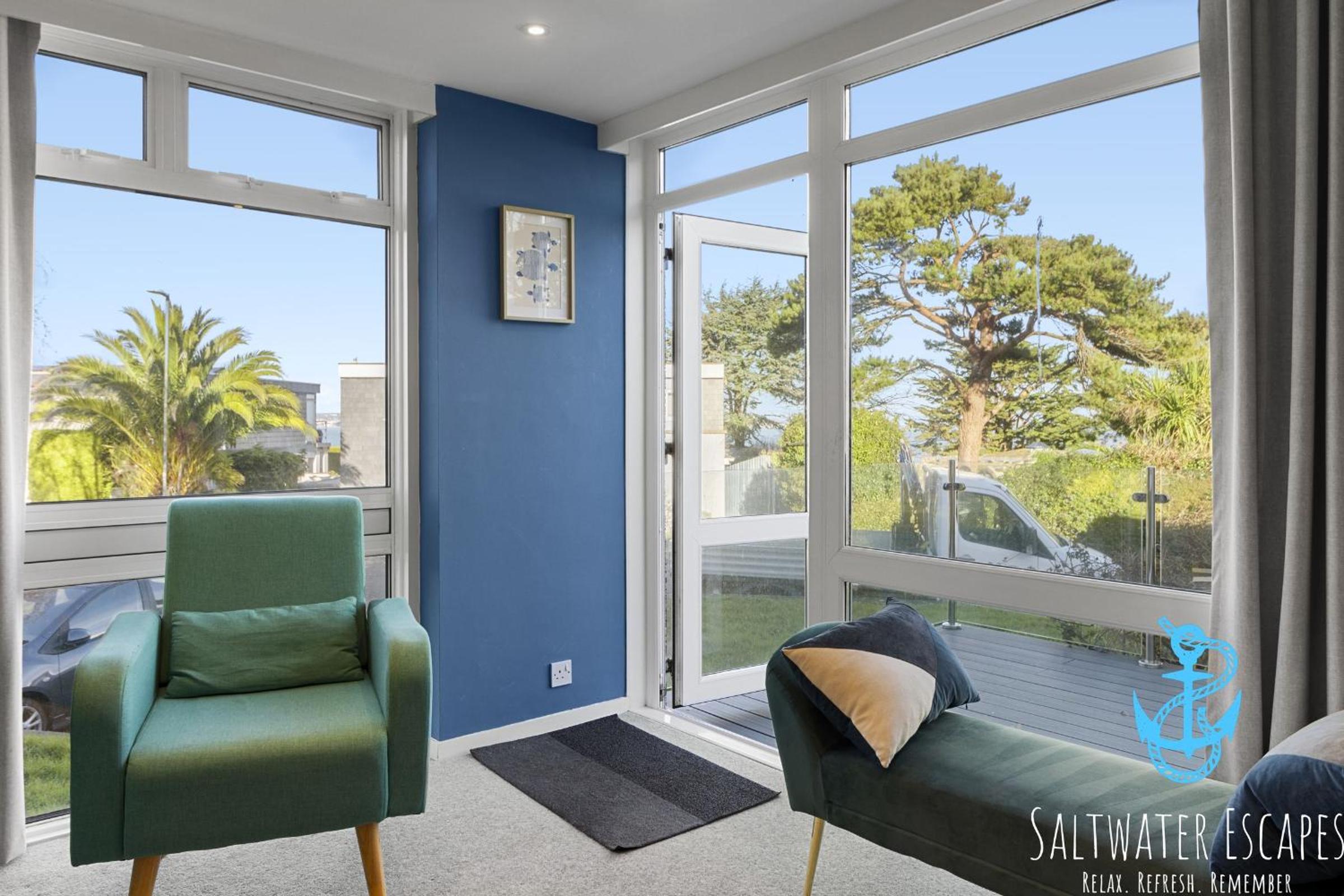 Heathcliff, Coastal Walks and Sea Views