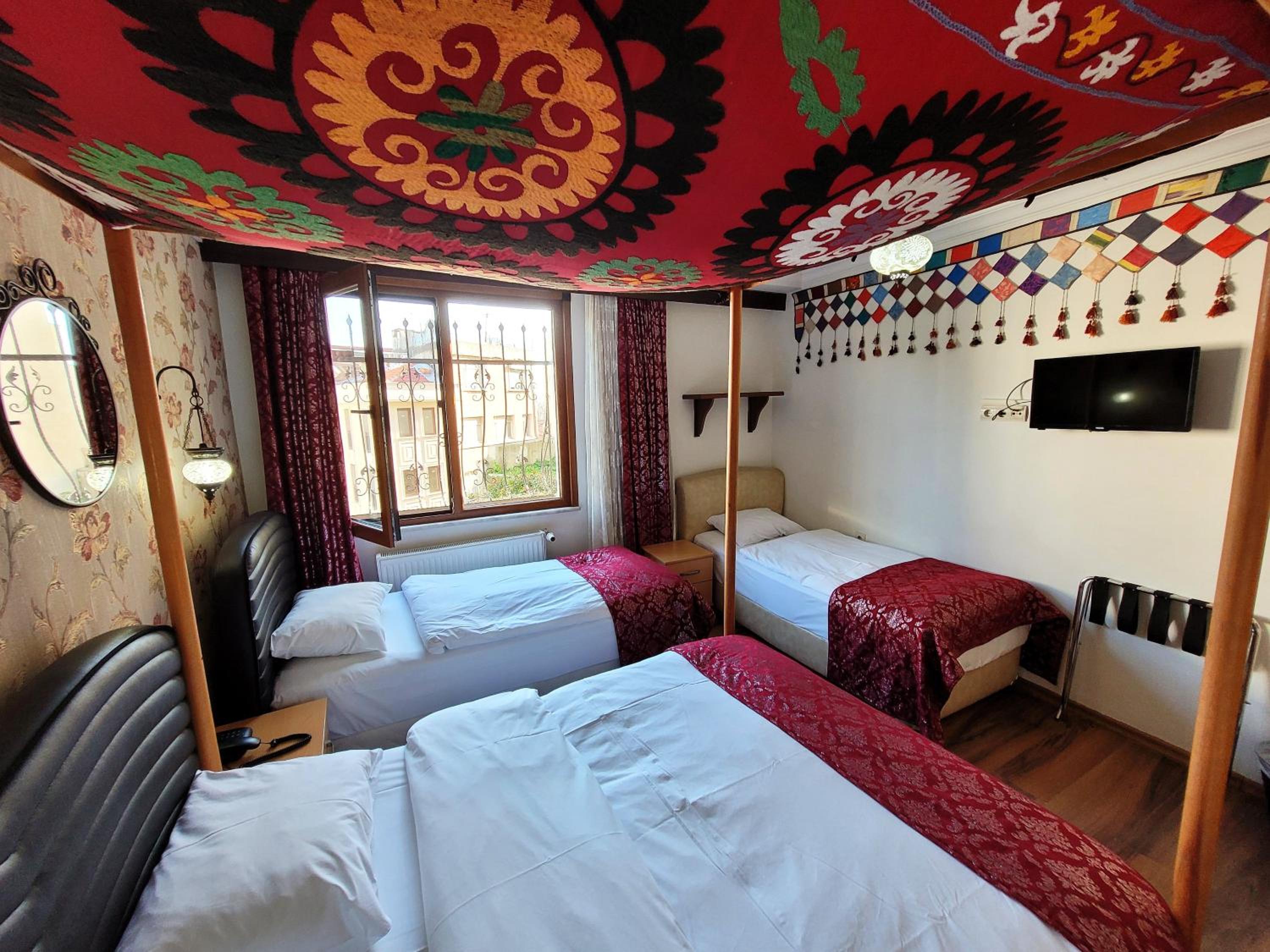 Marmara Guesthouse - Image 72