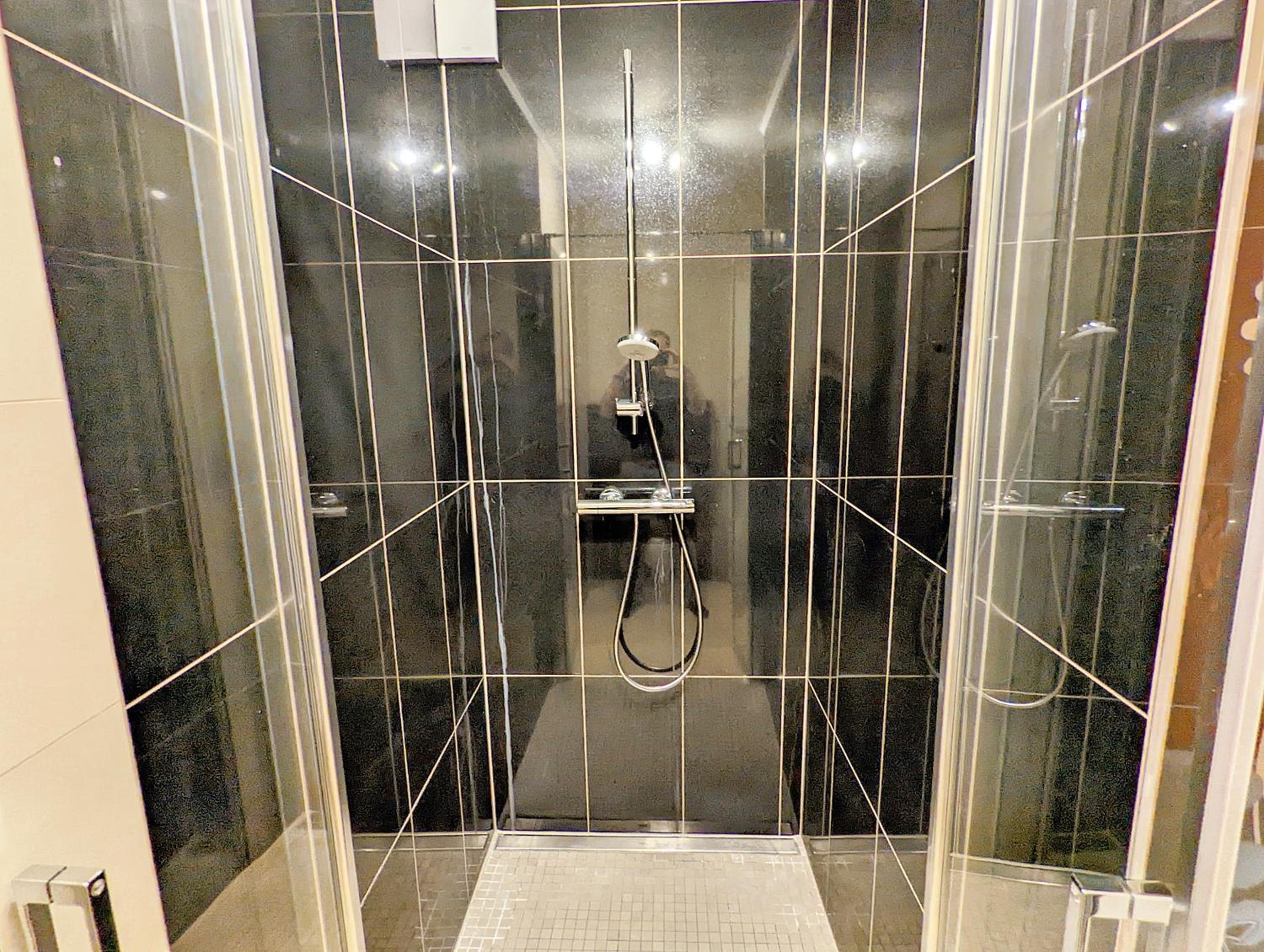 2Bedroom + 2Bathroom With Garage in Lux City view 5