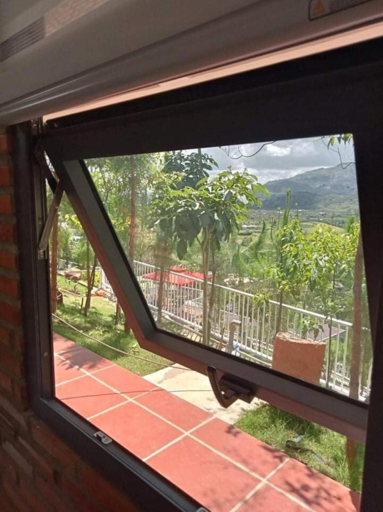 Đồi Hoa Đỏ Homestay