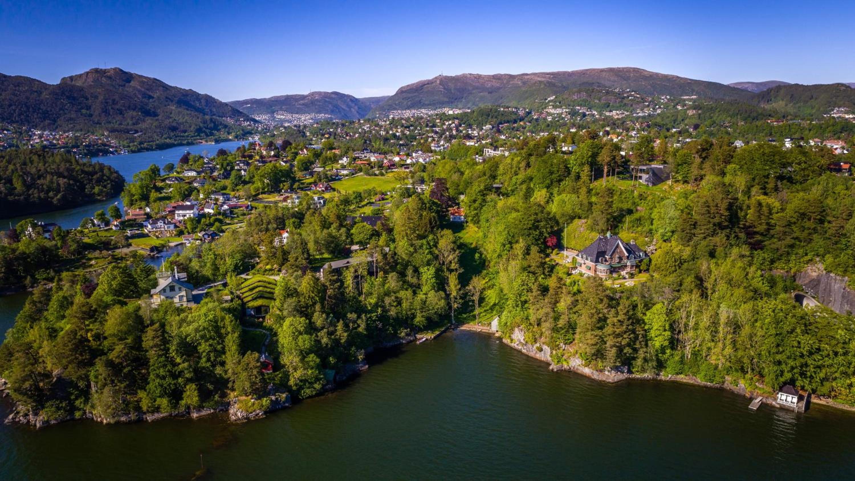 Luxury Historic Villa with private coastline view 2
