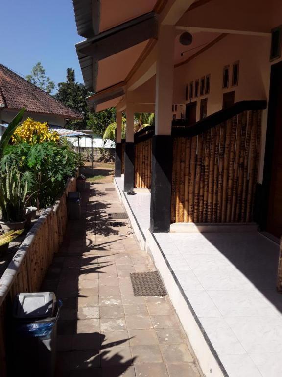 Telage Indah Guest House view 2