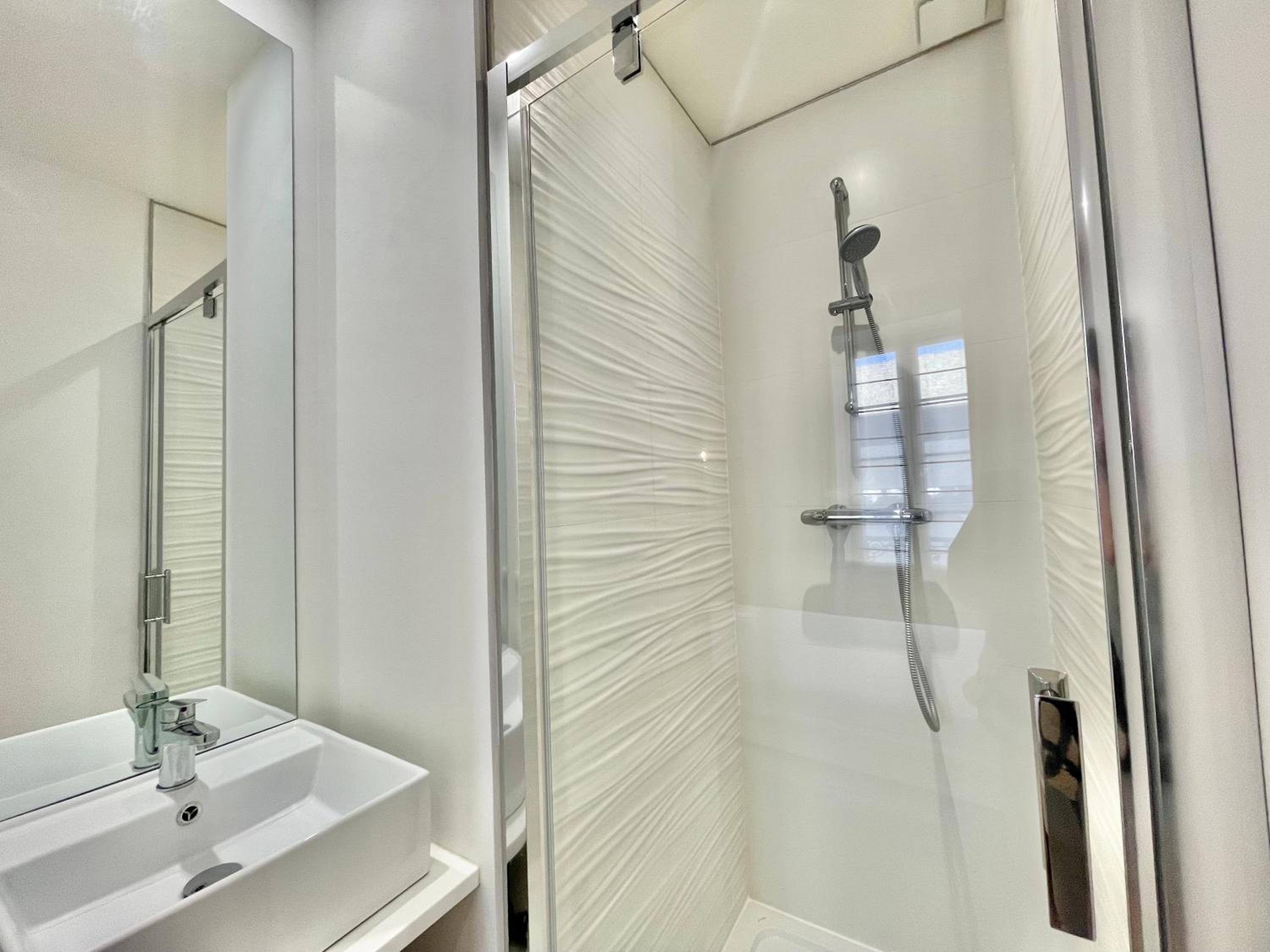 Jaurès Home by Welcome to Cannes
