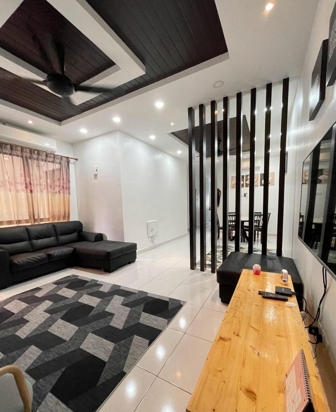 Thetamu Homestay مسلم Kepala Batas photo 5