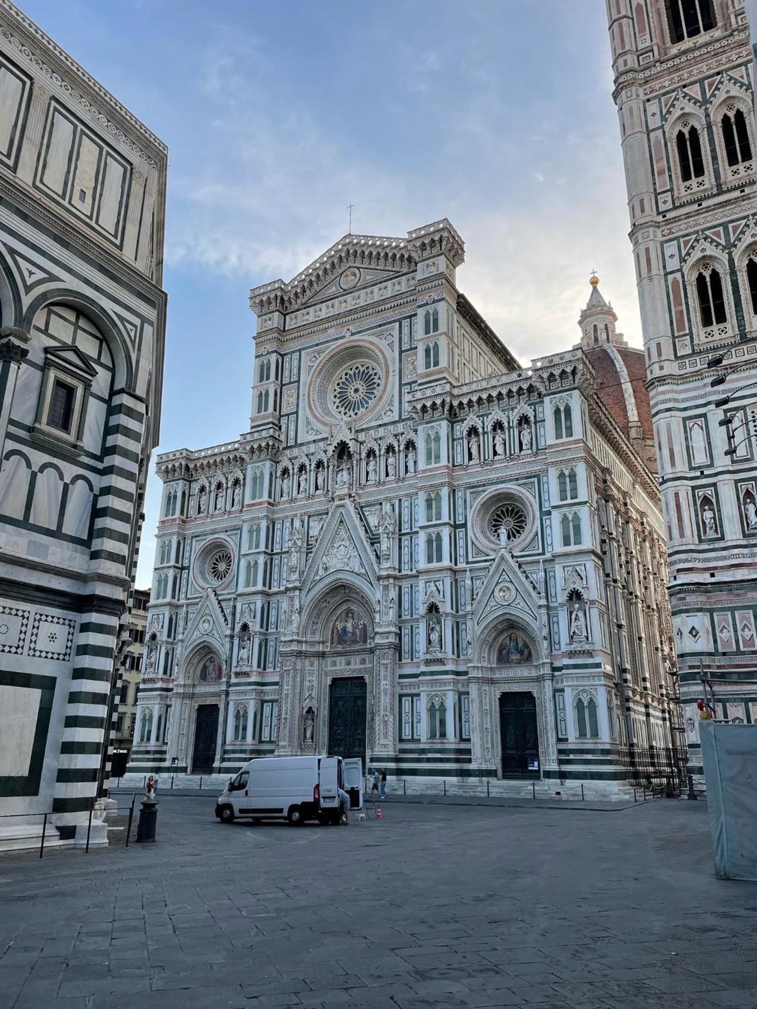 Apartments in Florence Via Giacomo Zanella
