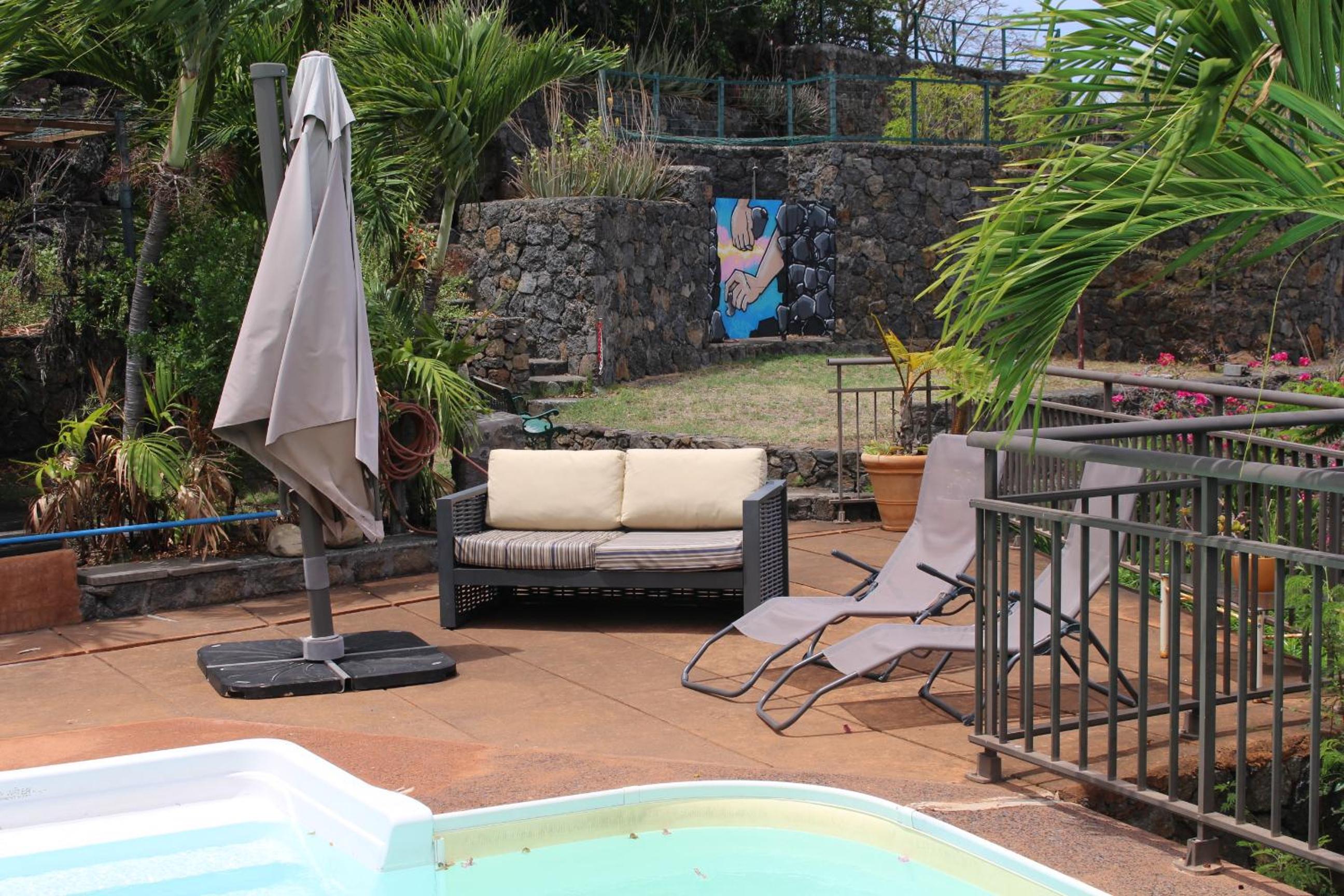 Villa Riche en Roches view 4