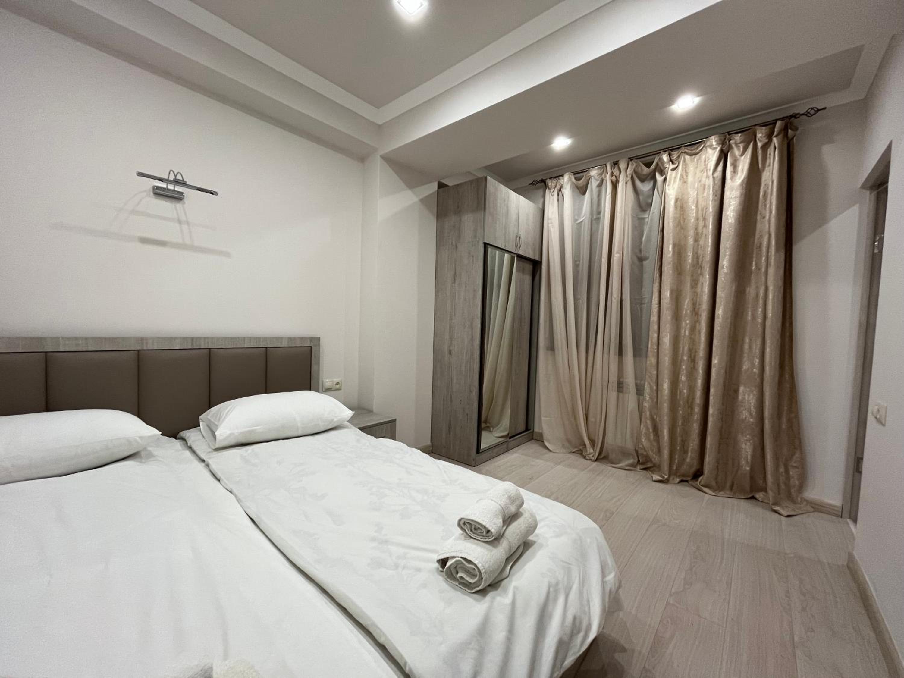 City Centre Apartment on Sakharov Square