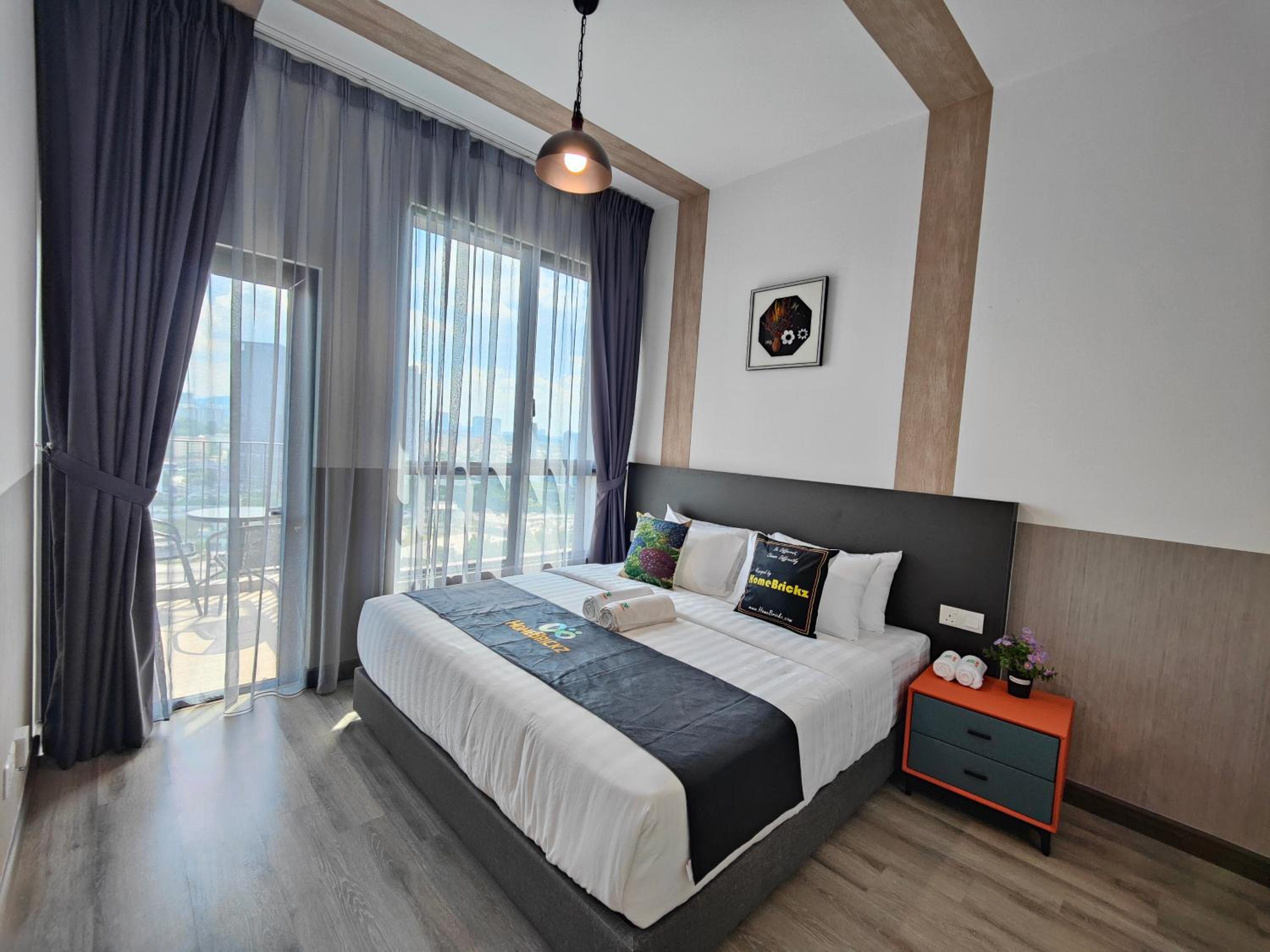 Cubic Botanical Suites Bangsar South by HomeBrickz