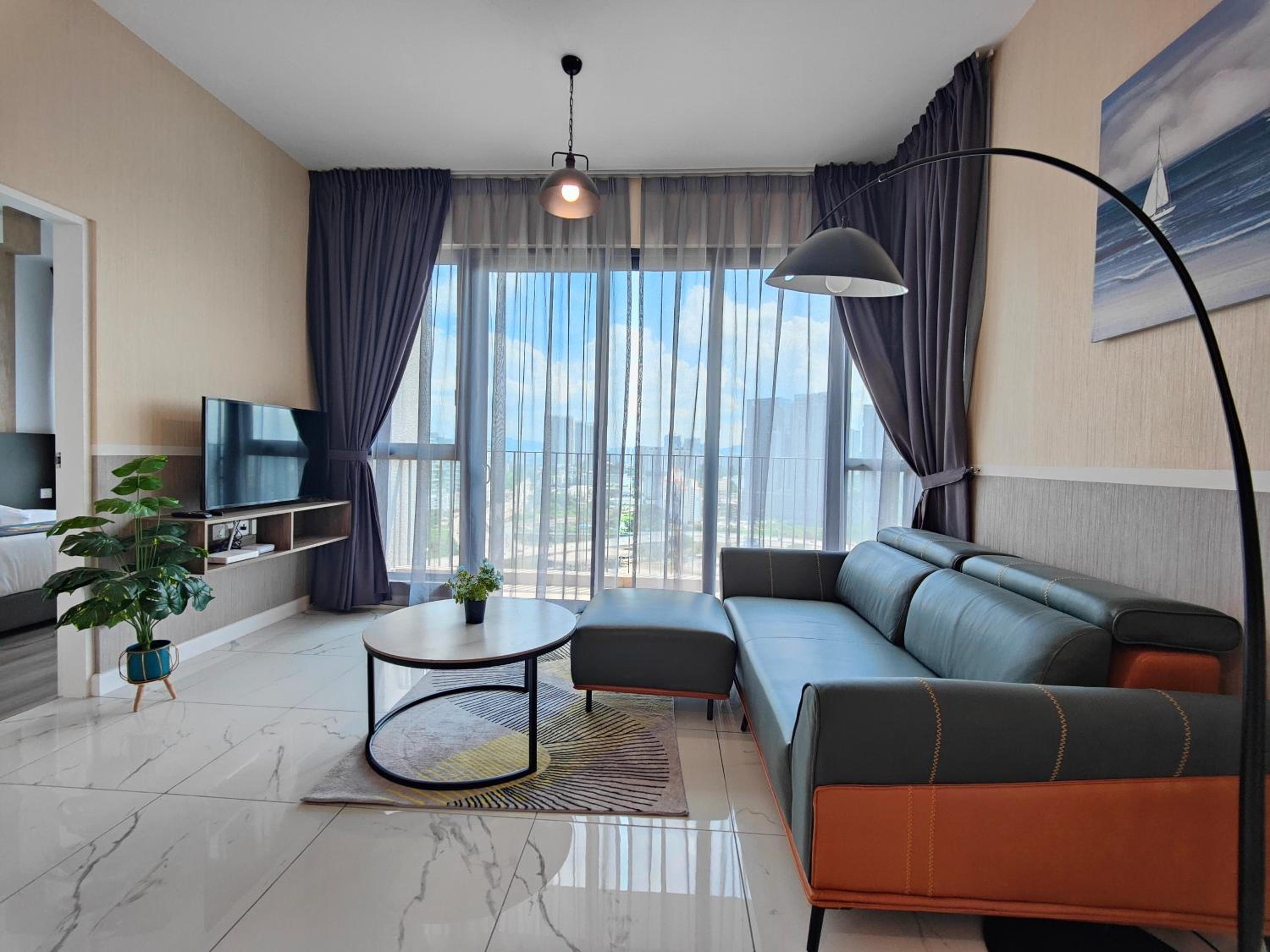 Cubic Botanical Suites Bangsar South by HomeBrickz