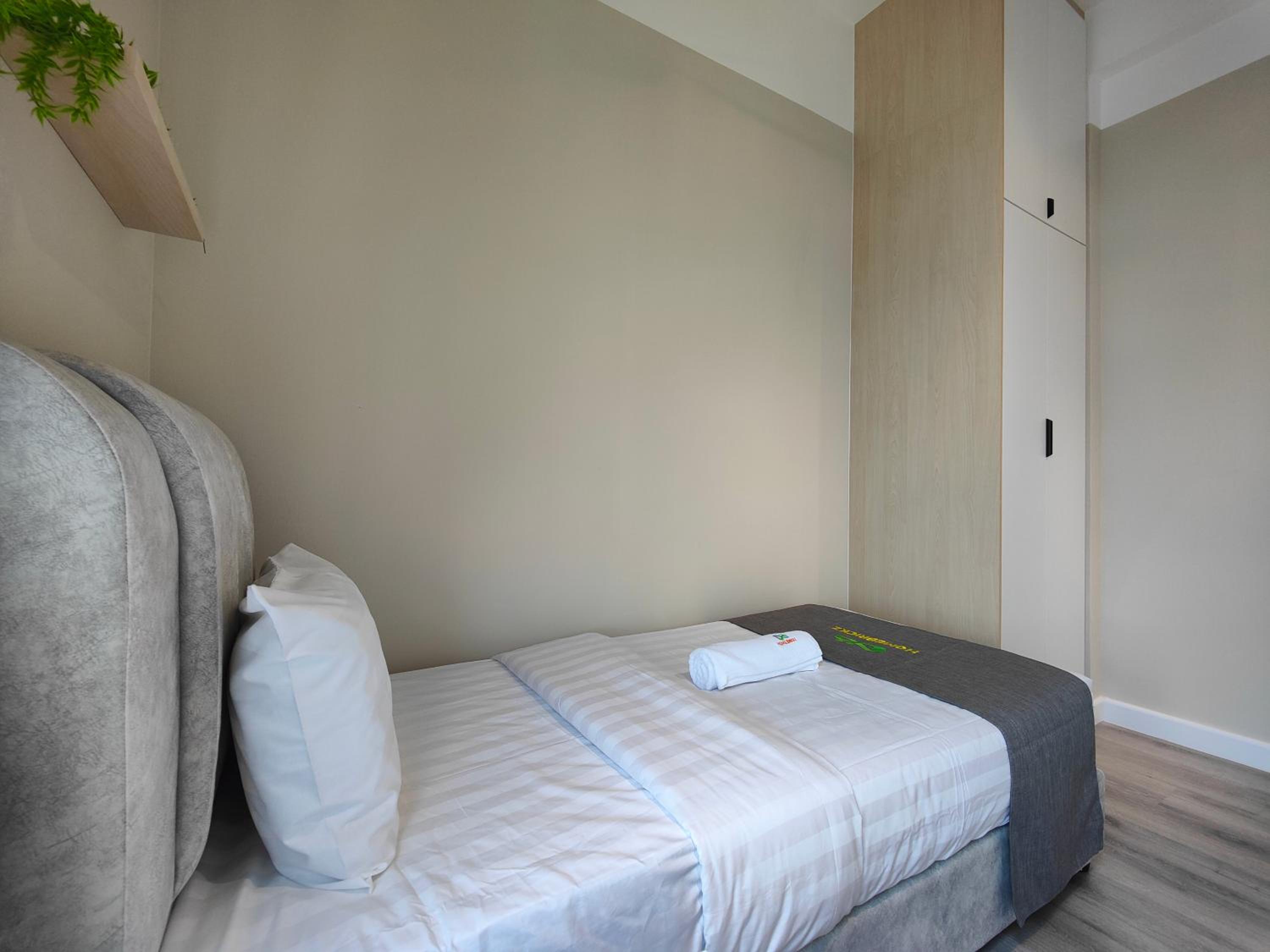 Cubic Botanical Suites Bangsar South by HomeBrickz