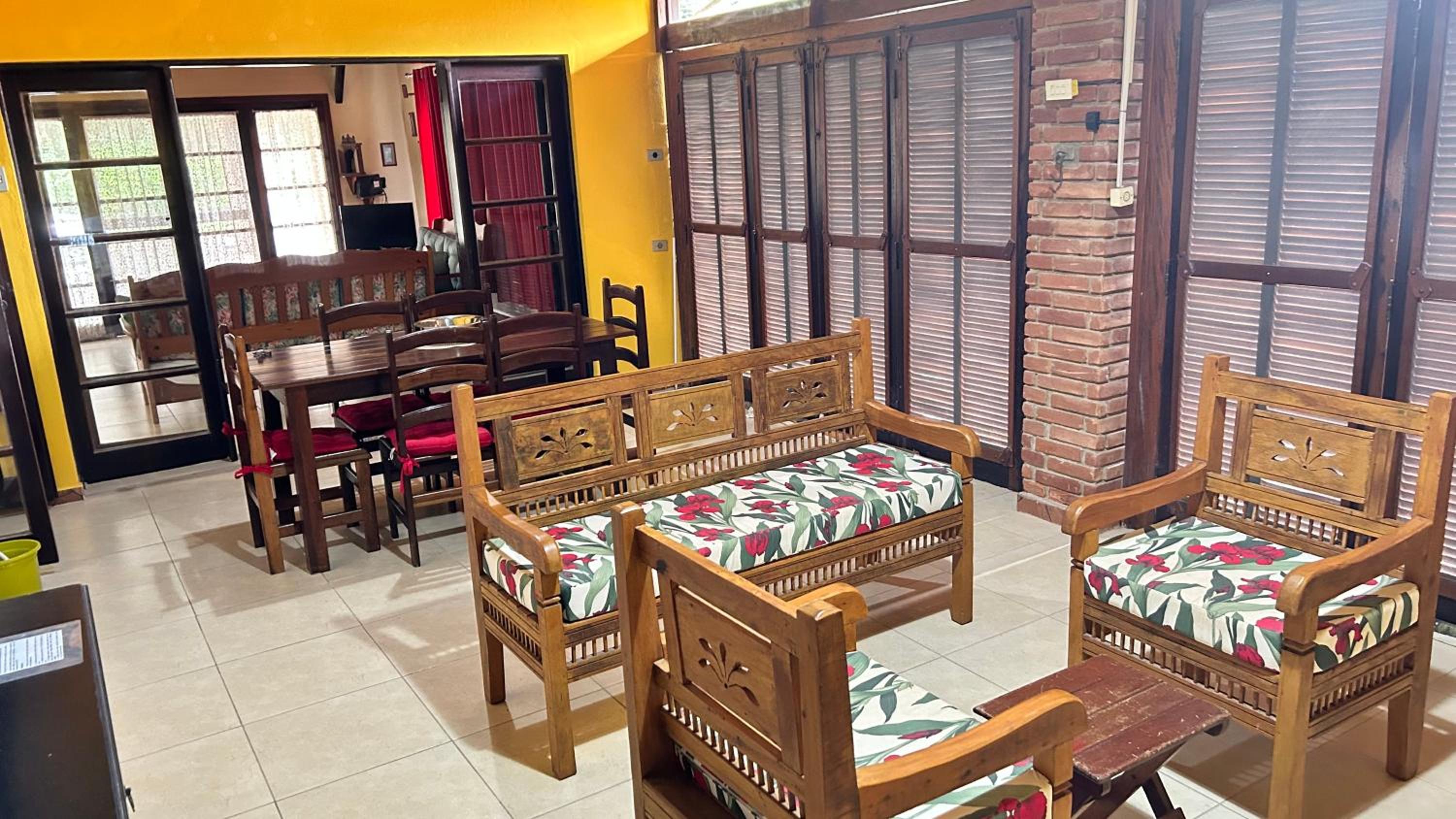 Casa excelente em condomínio fechado praia da Lagoinha