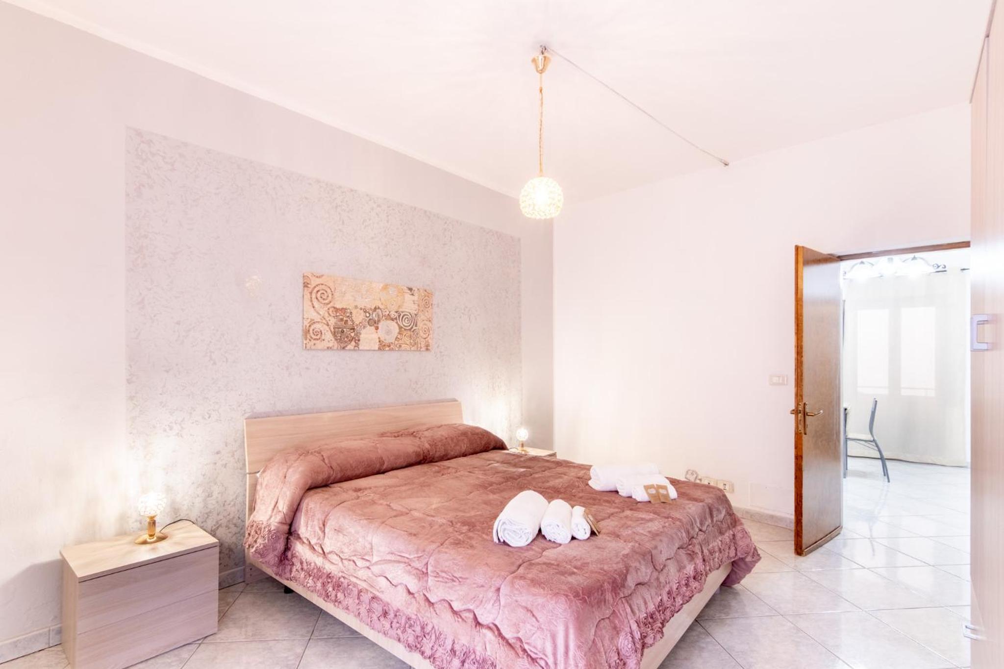 Alessandra Little Apartment view 5
