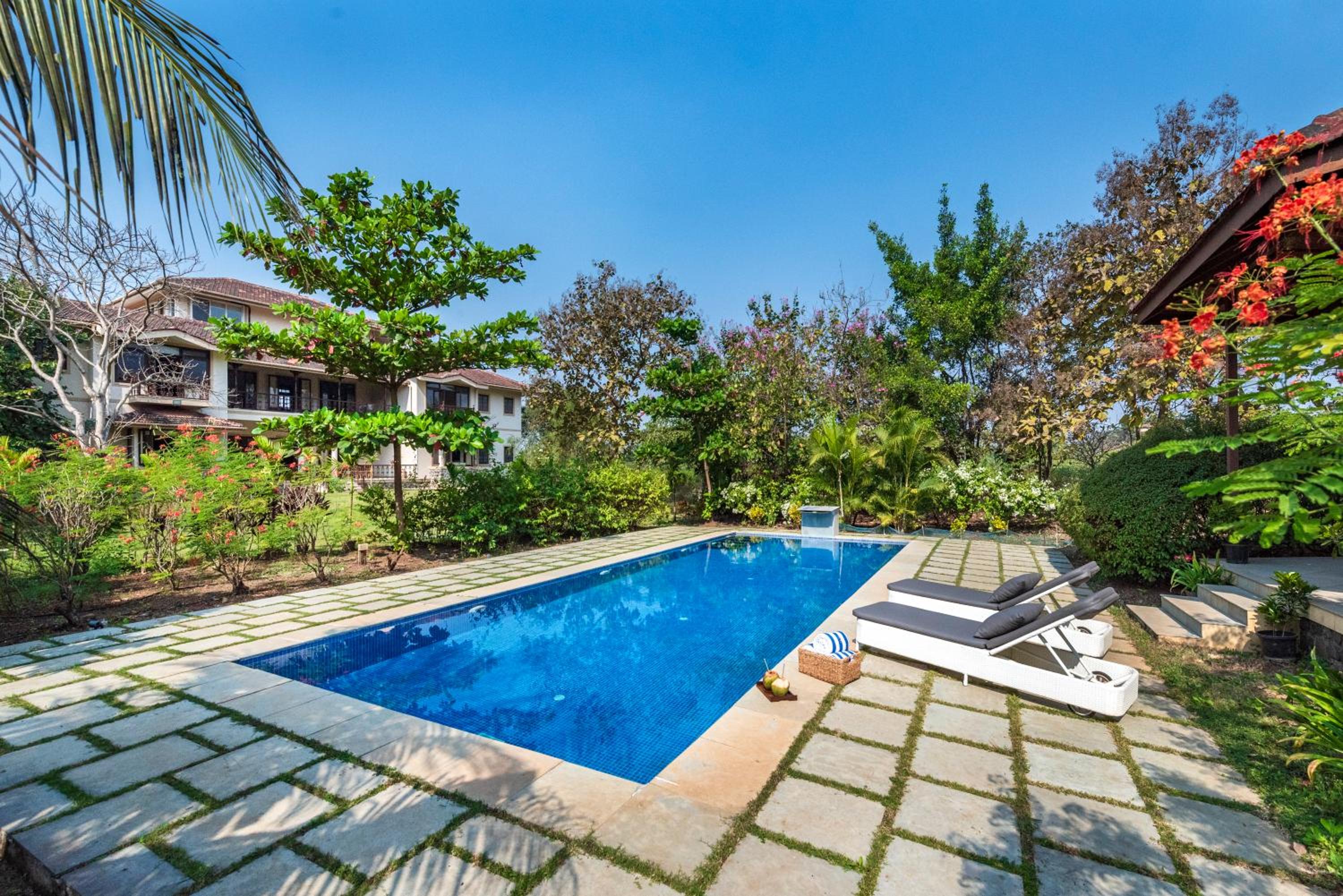 SaffronStays Mograa L'Affaire - 5BR pet-friendly villa with private pool, gazebo & lawns near Kankeshwar Temple view 4