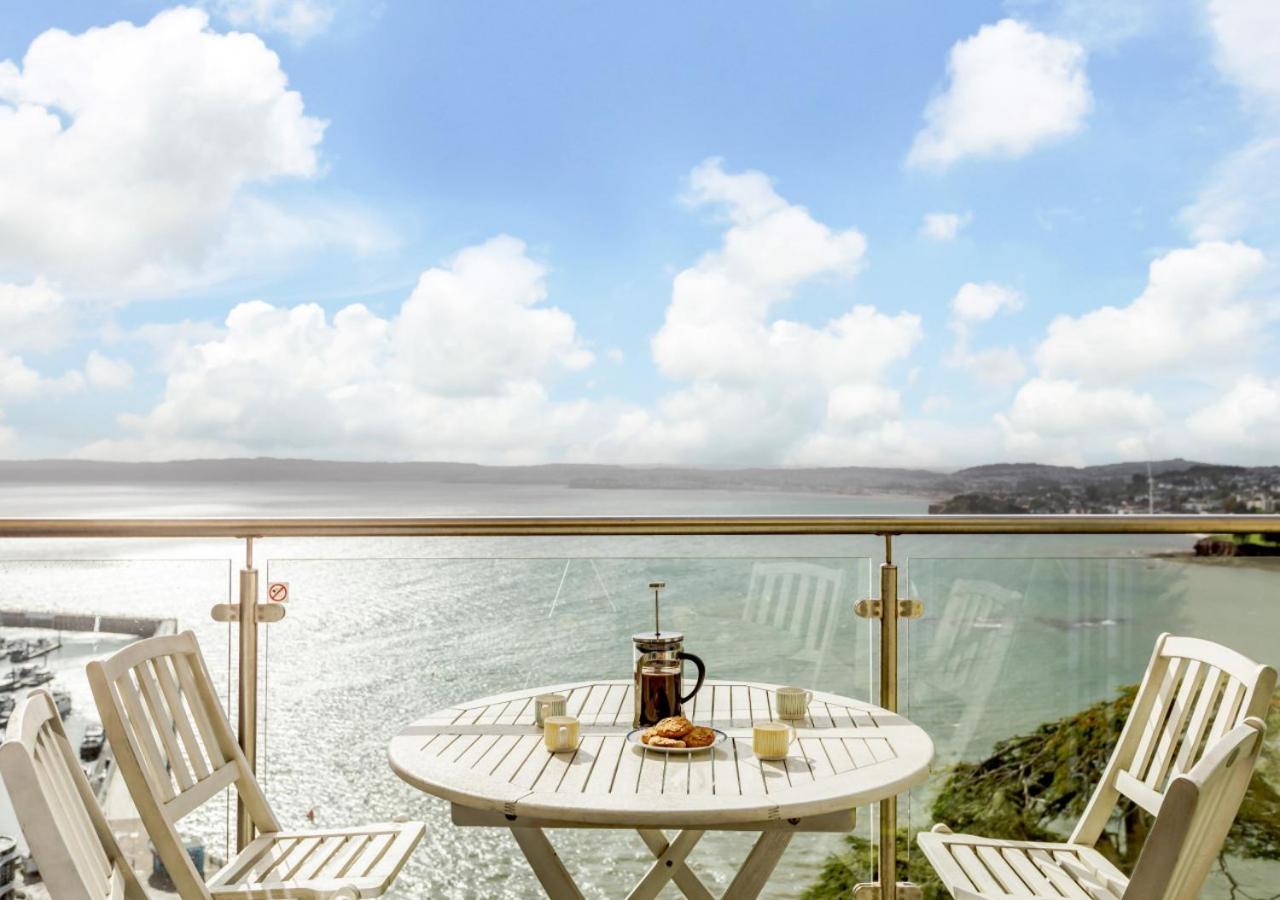 3 Bed in Torquay oc-a28109 view 2