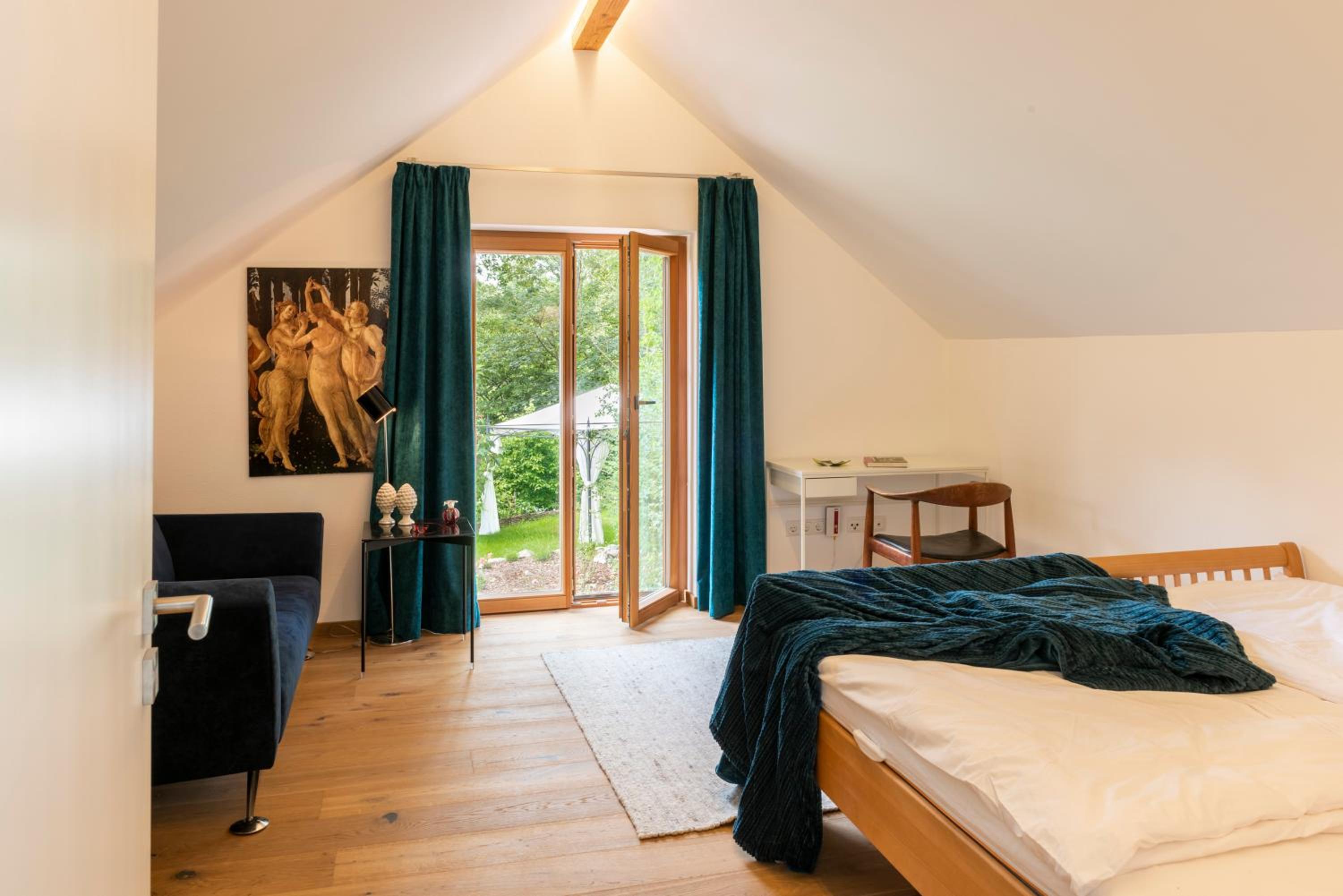 Premium Ferienhaus für 4 Personen mit großem Garten view 5