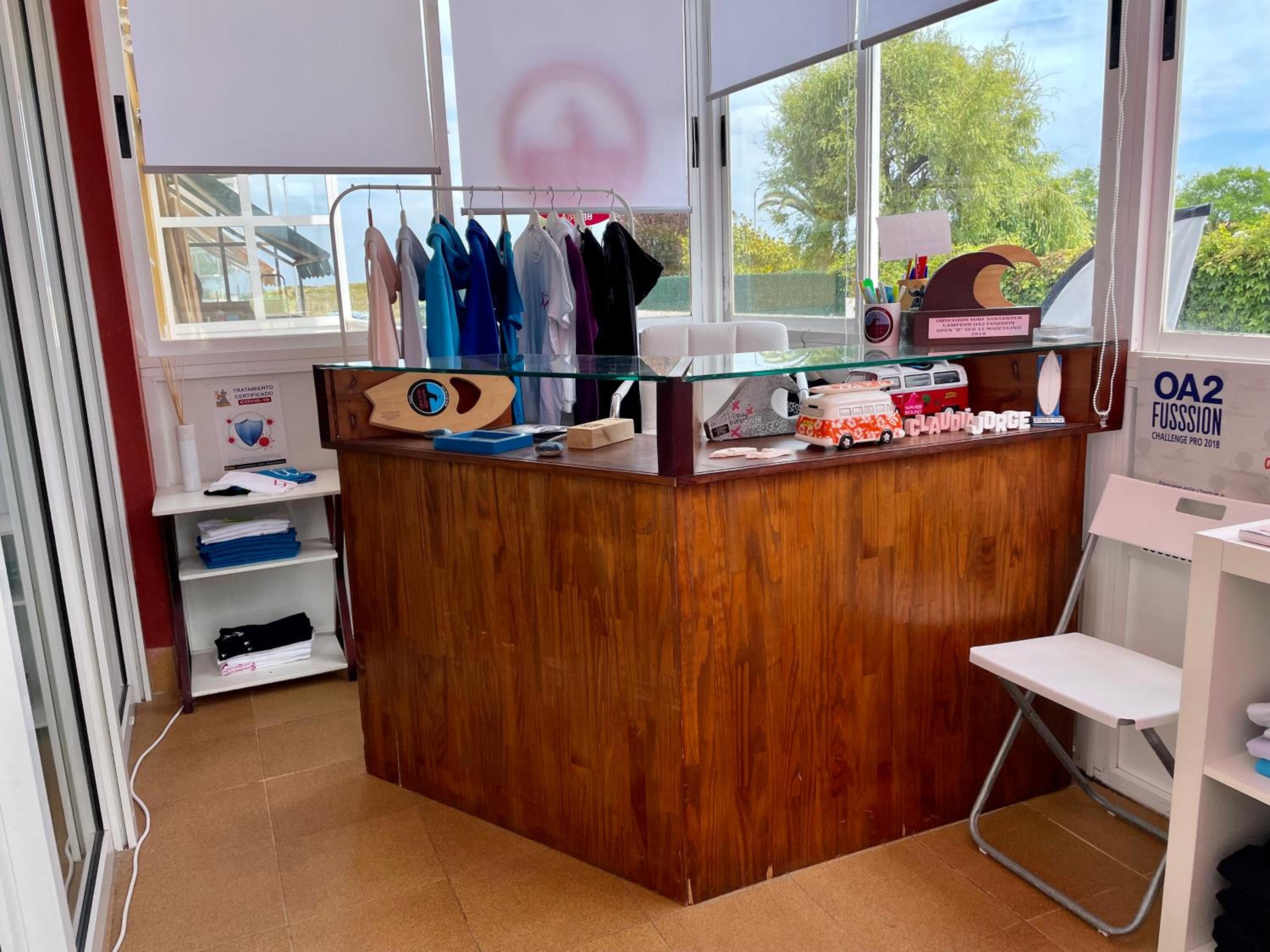 Escuela de Surf WAVES SOUND - Alojamiento Compartido