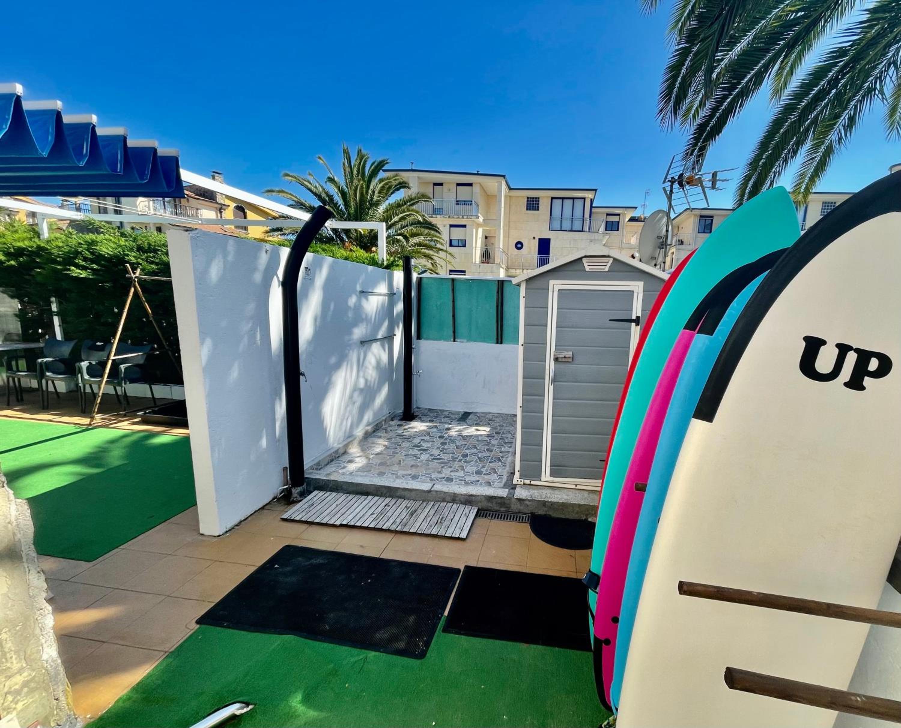 Escuela de Surf WAVES SOUND - Alojamiento Compartido
