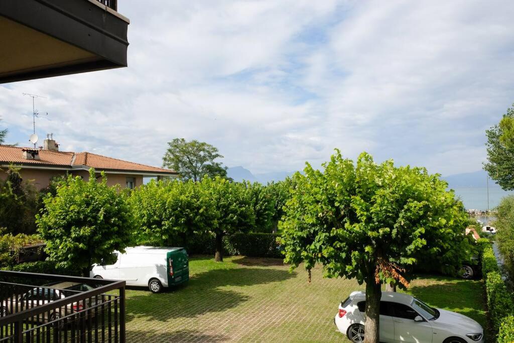 Timetofreedom Wohnung am Strand mit Pool