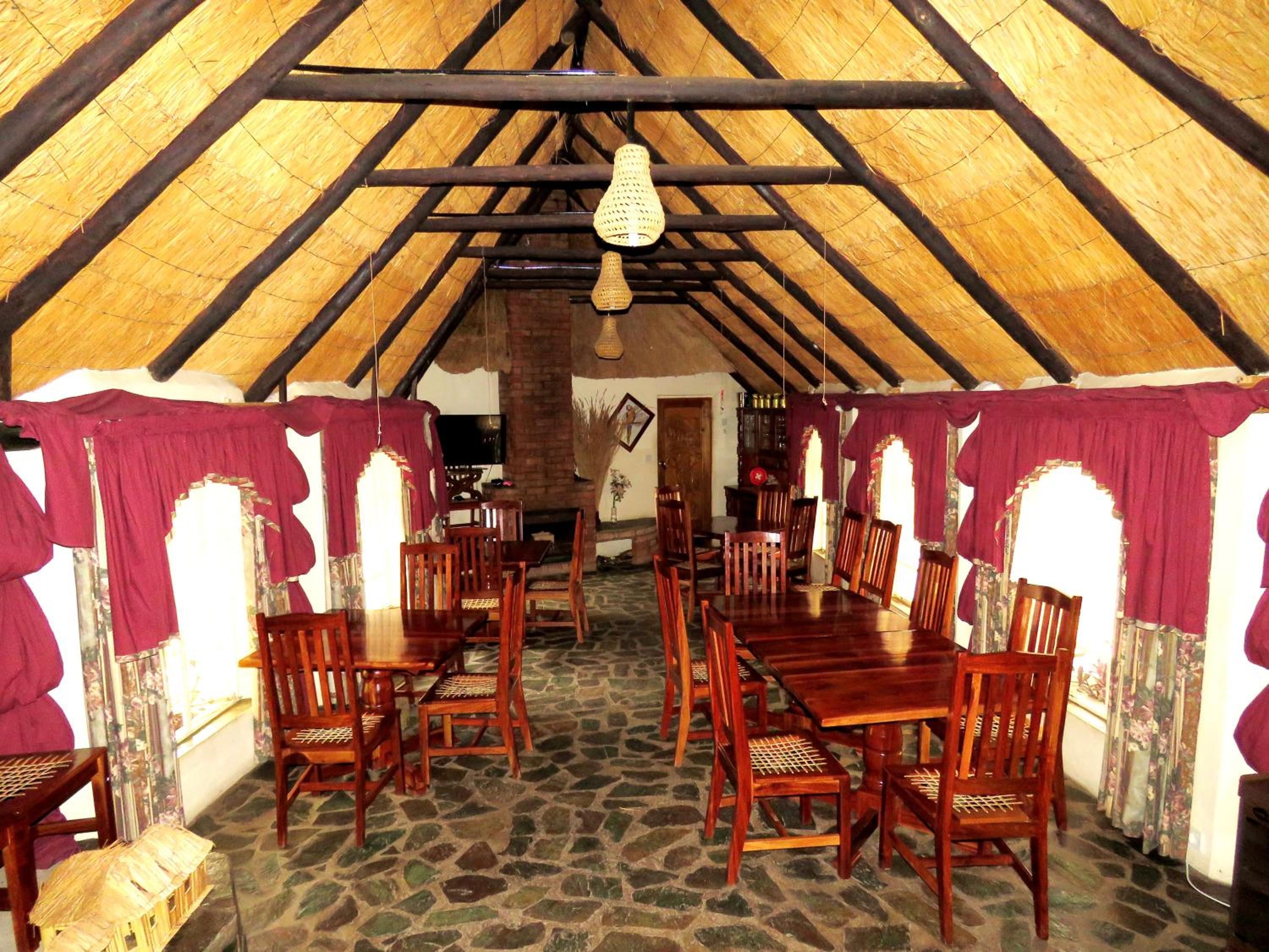 Parrot Lodge