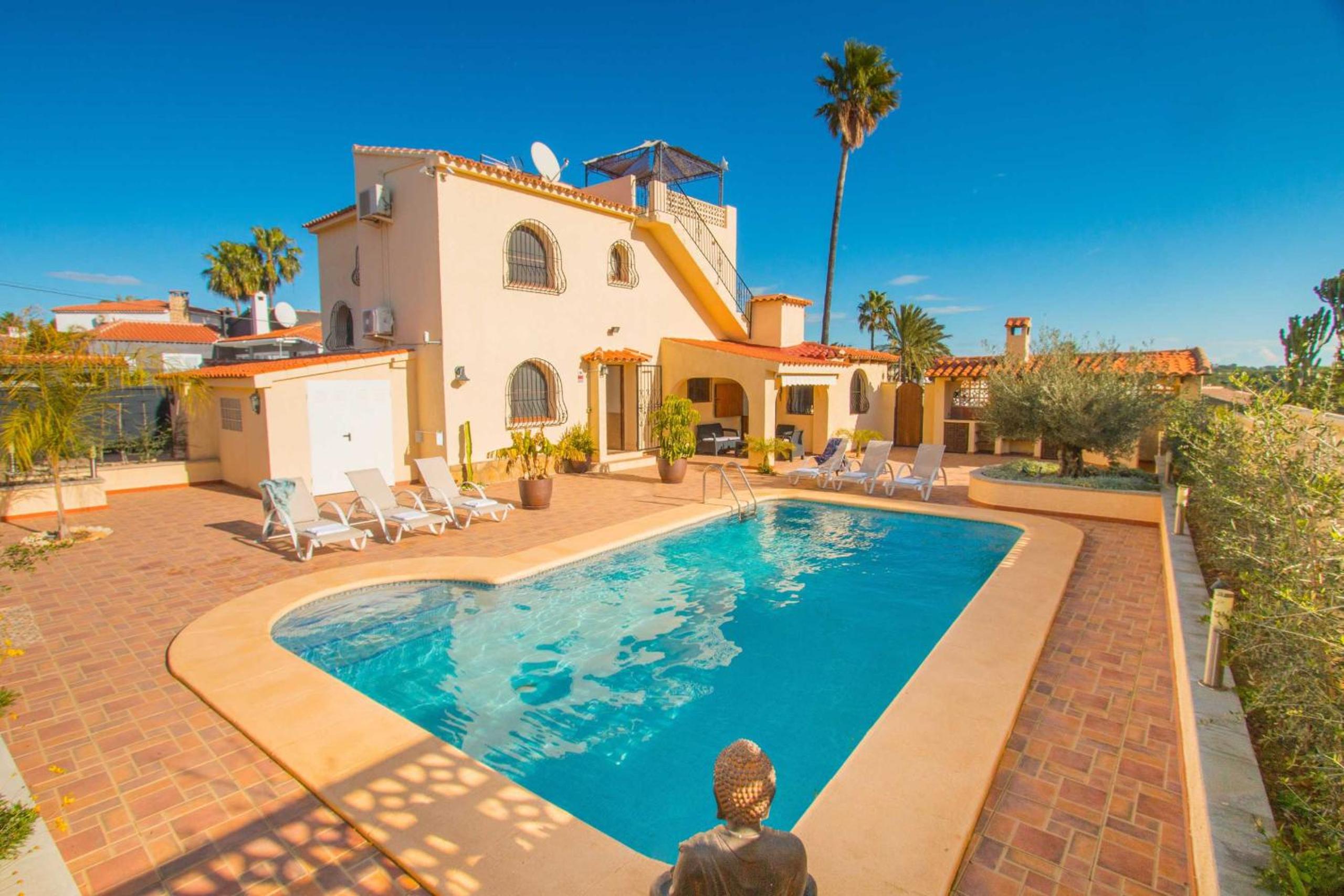 Villa Ebro - PlusHolidays view 3