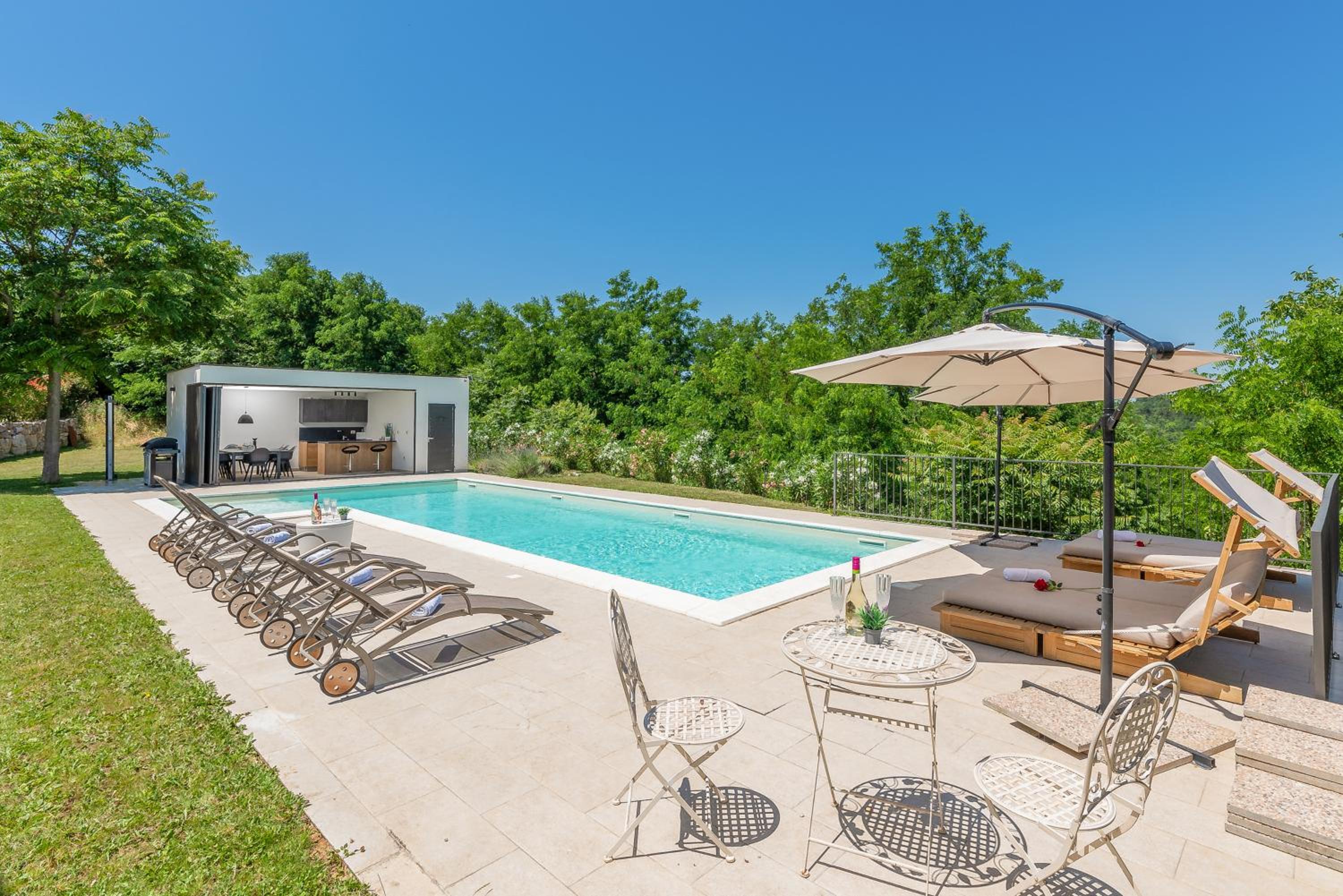 Villas Martincici with large pool view 4