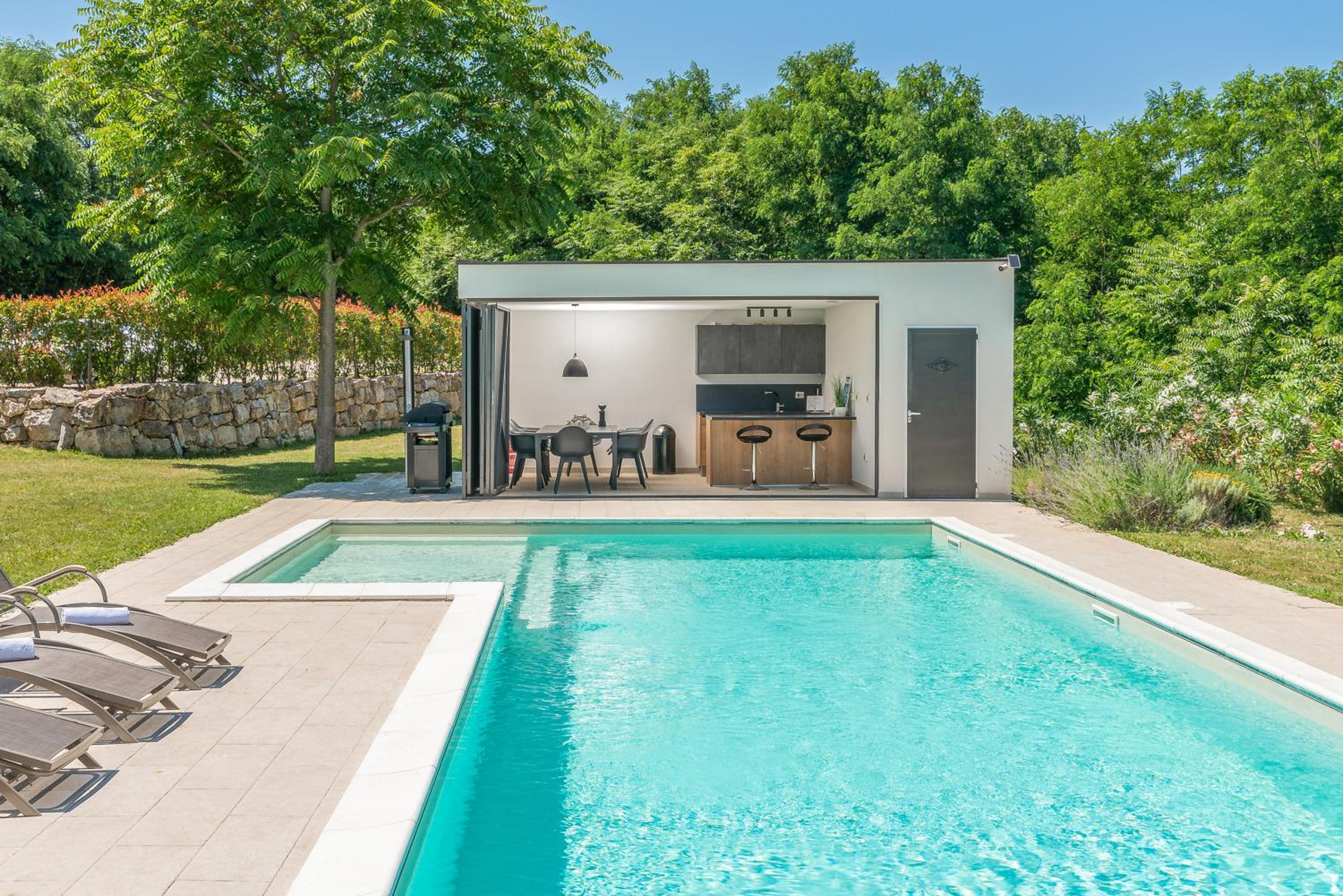 Villas Martincici with large pool view 5