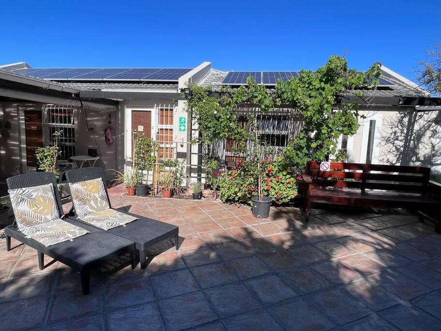 Lovely Garden Studio 5 - 10 min walk to the beach view 5