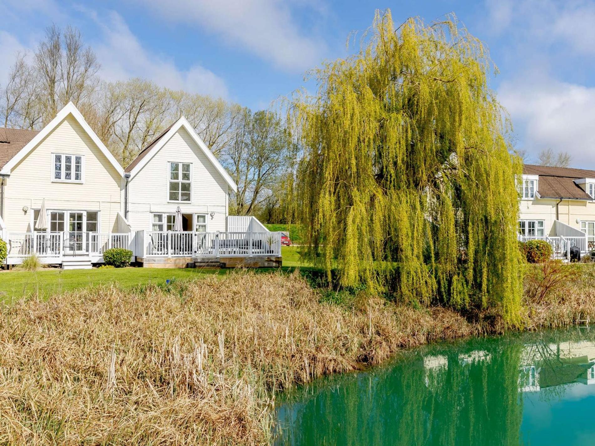 3 Bed in Cirencester oc-hic02