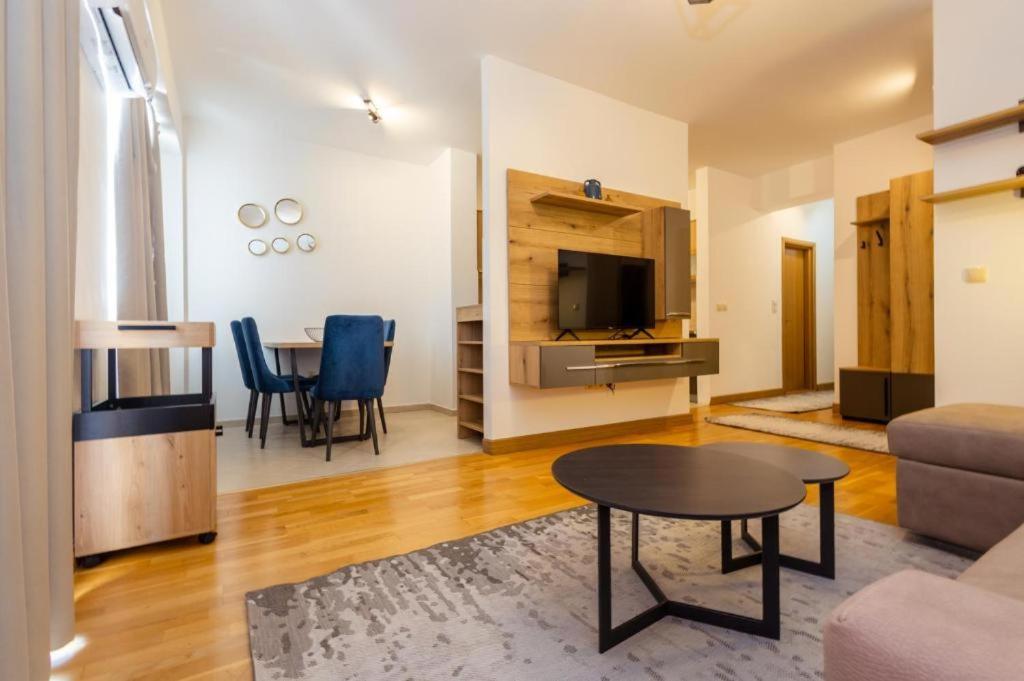 Apartments RONDO