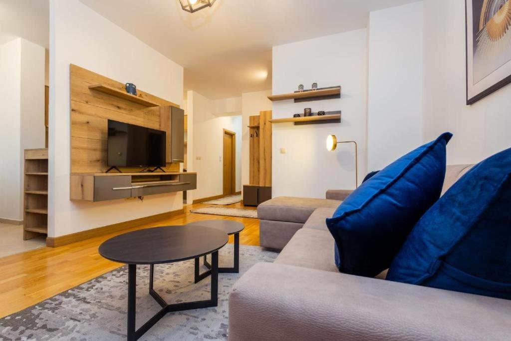 Apartments RONDO