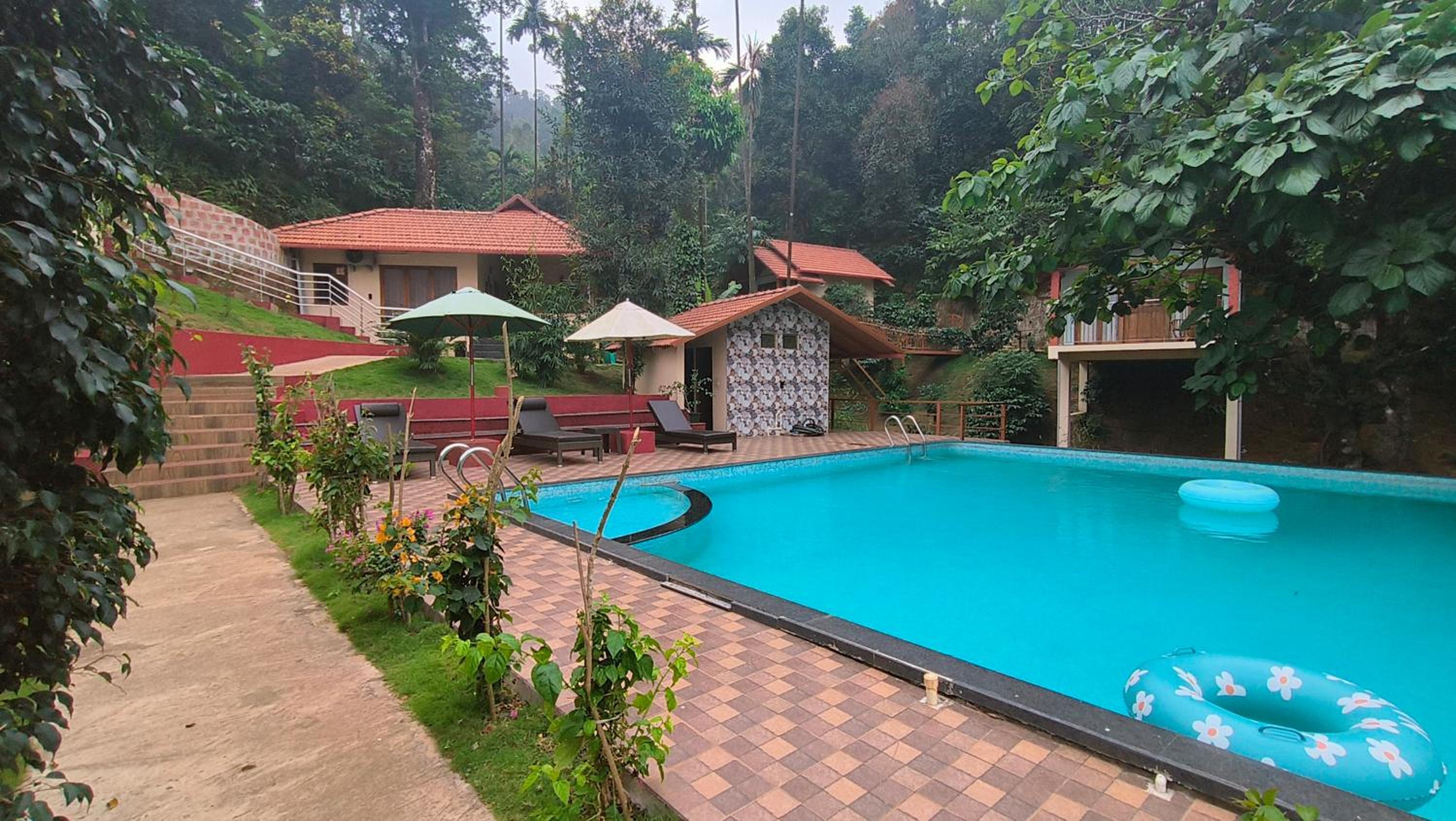 Hill Crest Resort - Coorg view 4