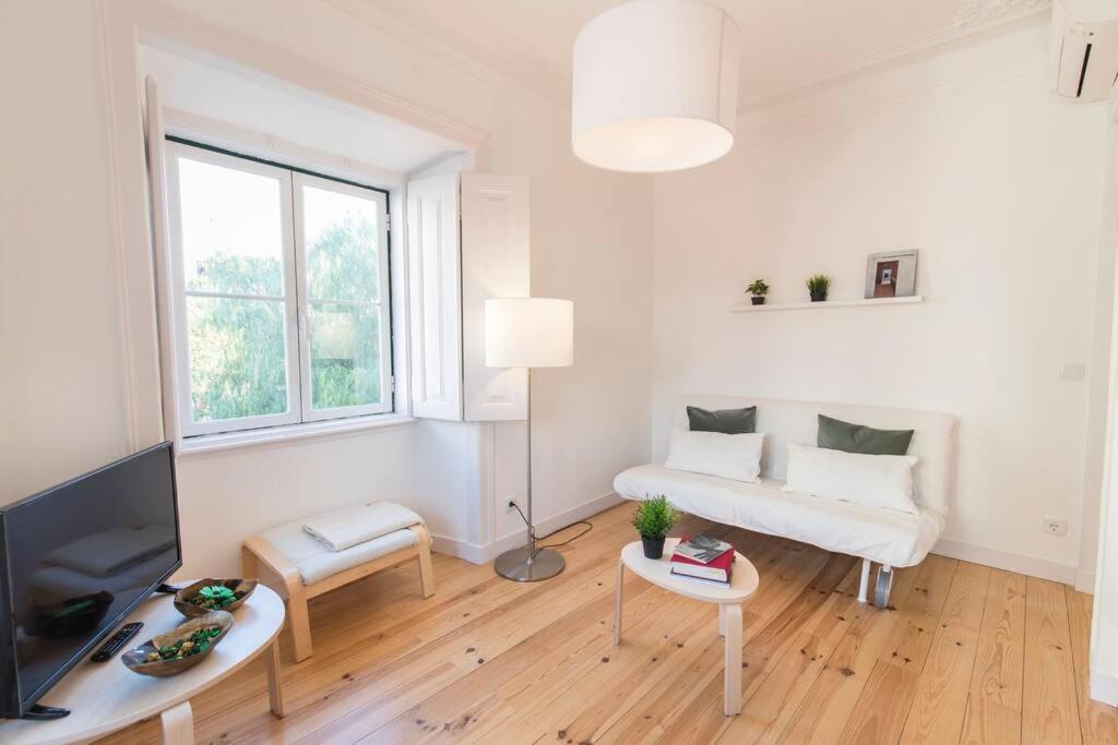 Historical Apartment Santos III