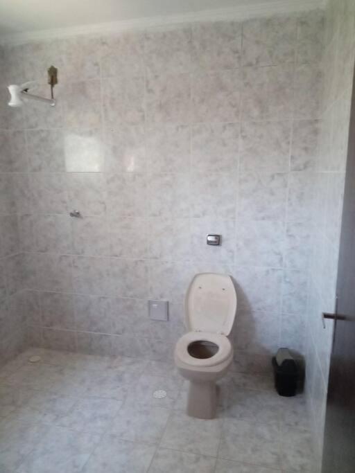 casa c/4 dormitórios e piscina